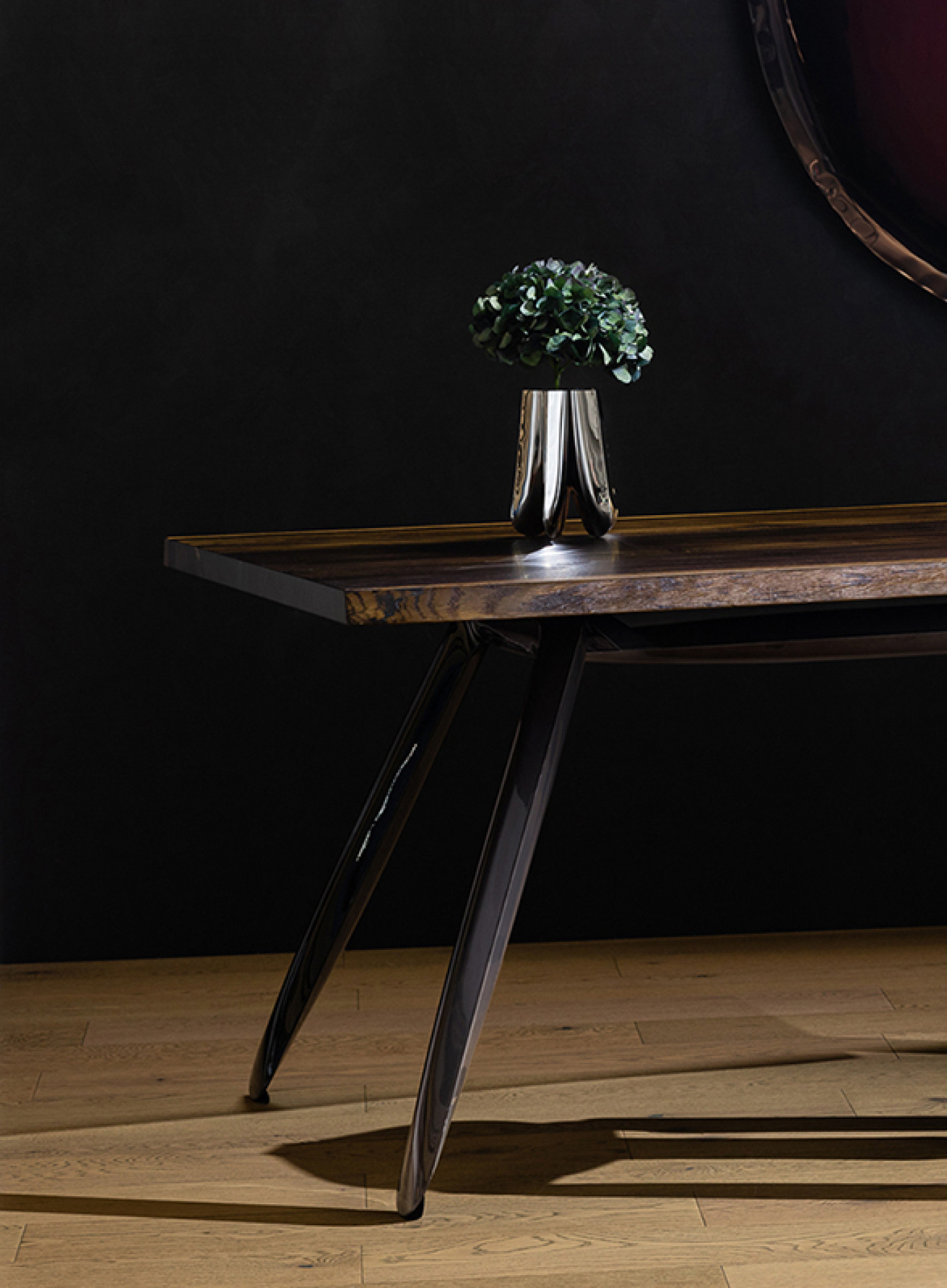 Zieta_Nogi_table_black_glossy_Ral_9005_construction_Zieta_Collection_fot_Weronika_Trojanowska_6