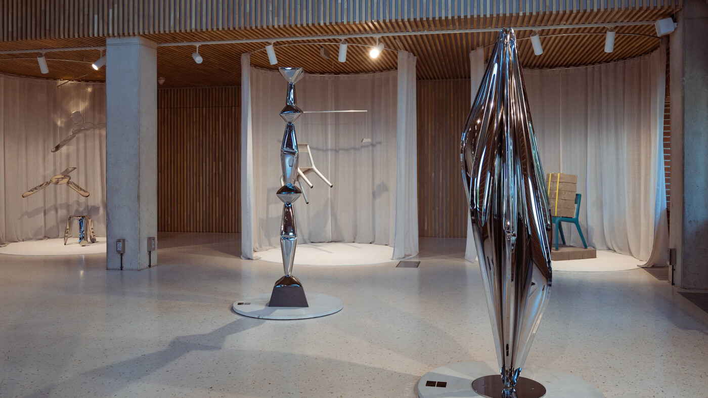 miniatures of sculptures inox