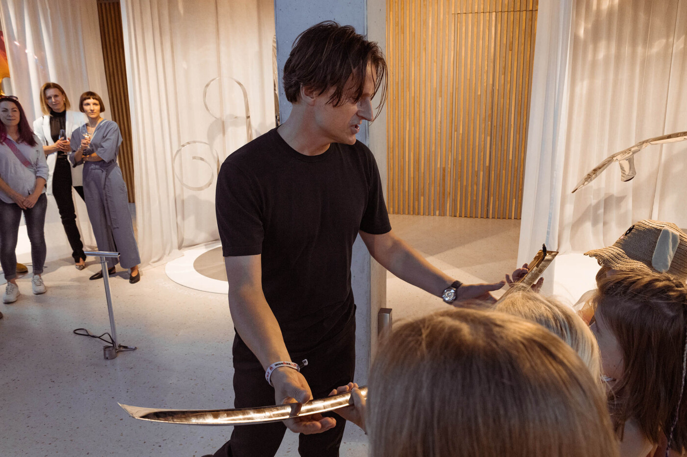 Oskar Zięta at inflatales exhibition