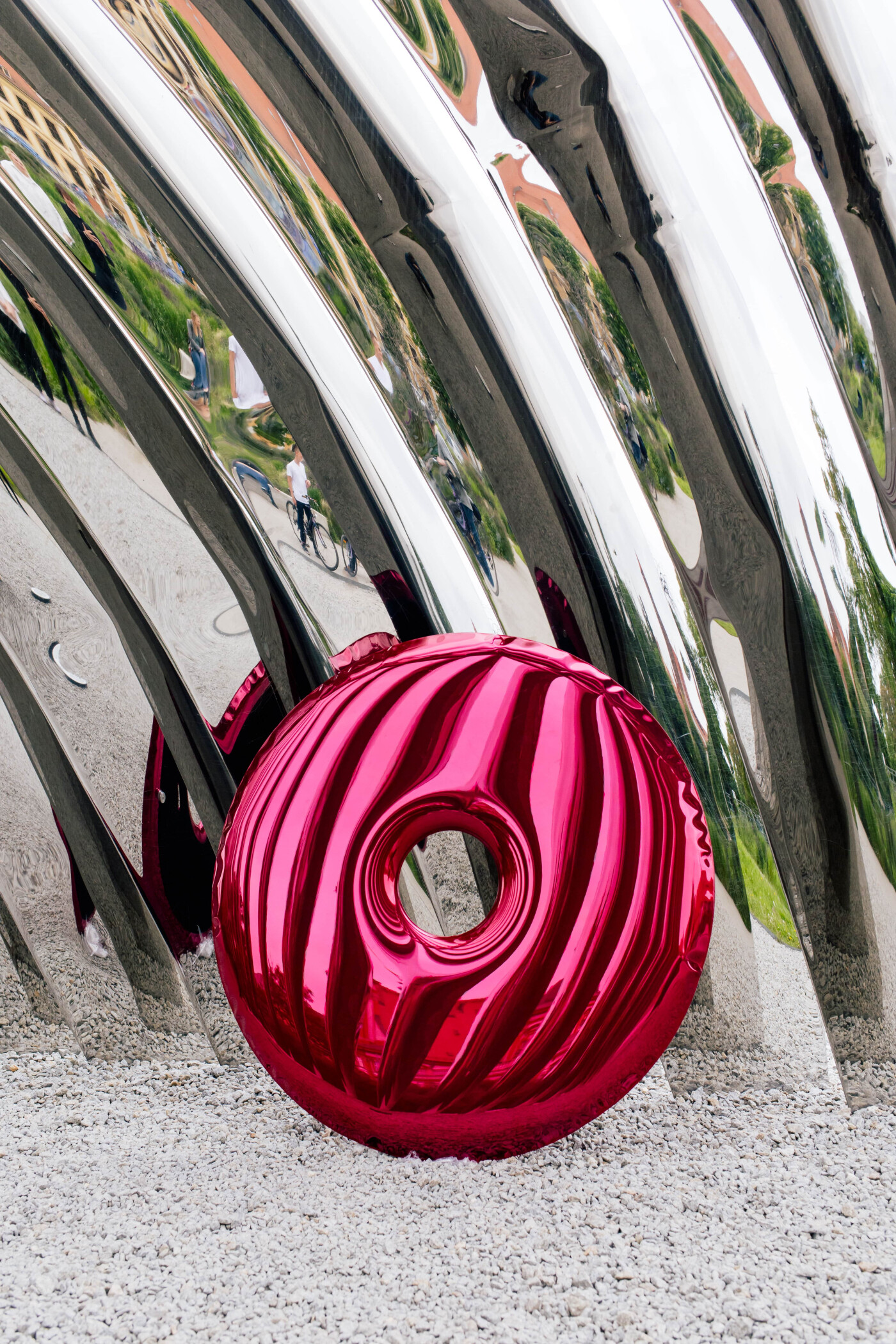 electric magenta rondo mirror 