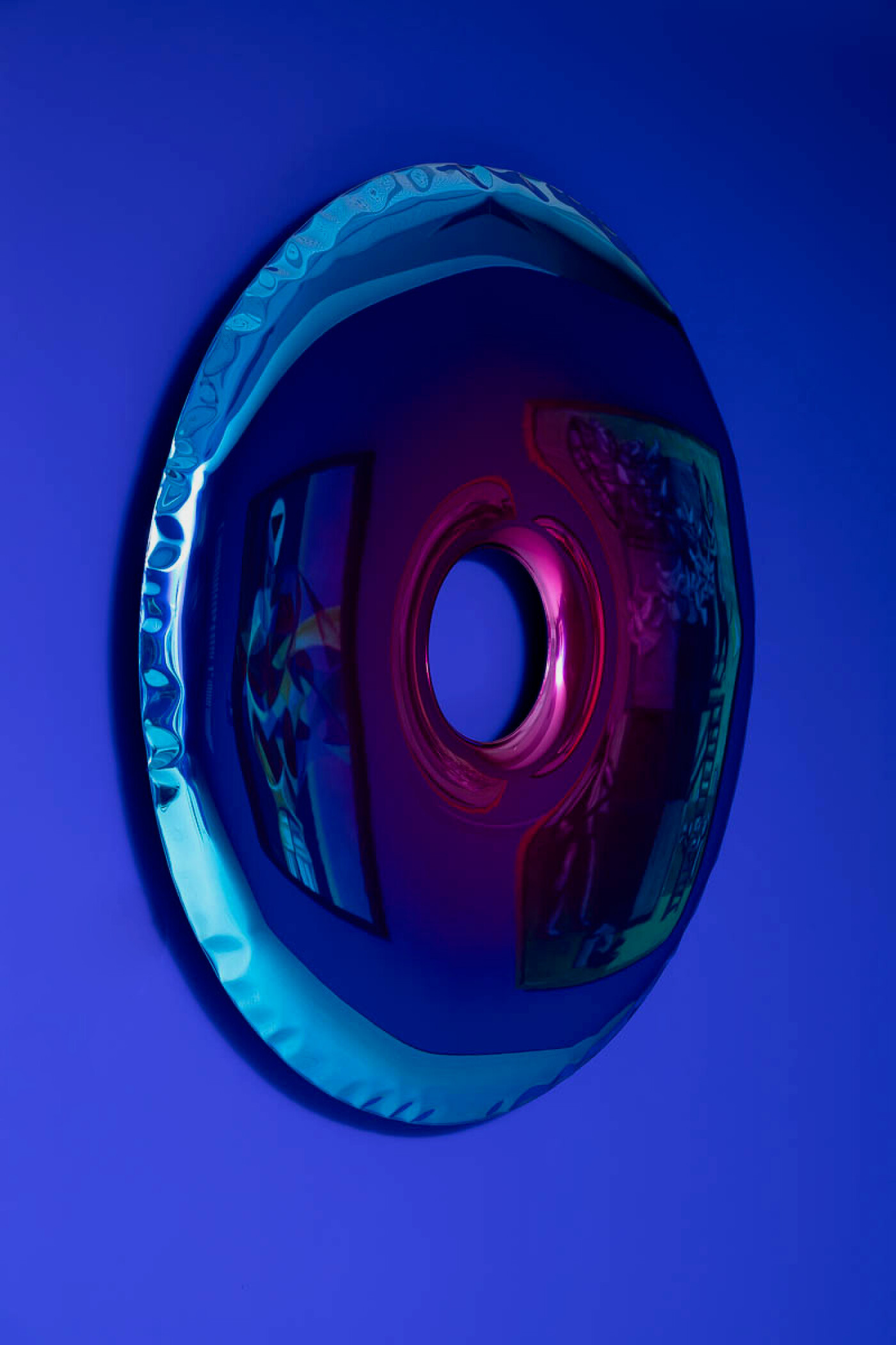Zieta Studio INFLATALES exhibition helix nebula warm colour mirror