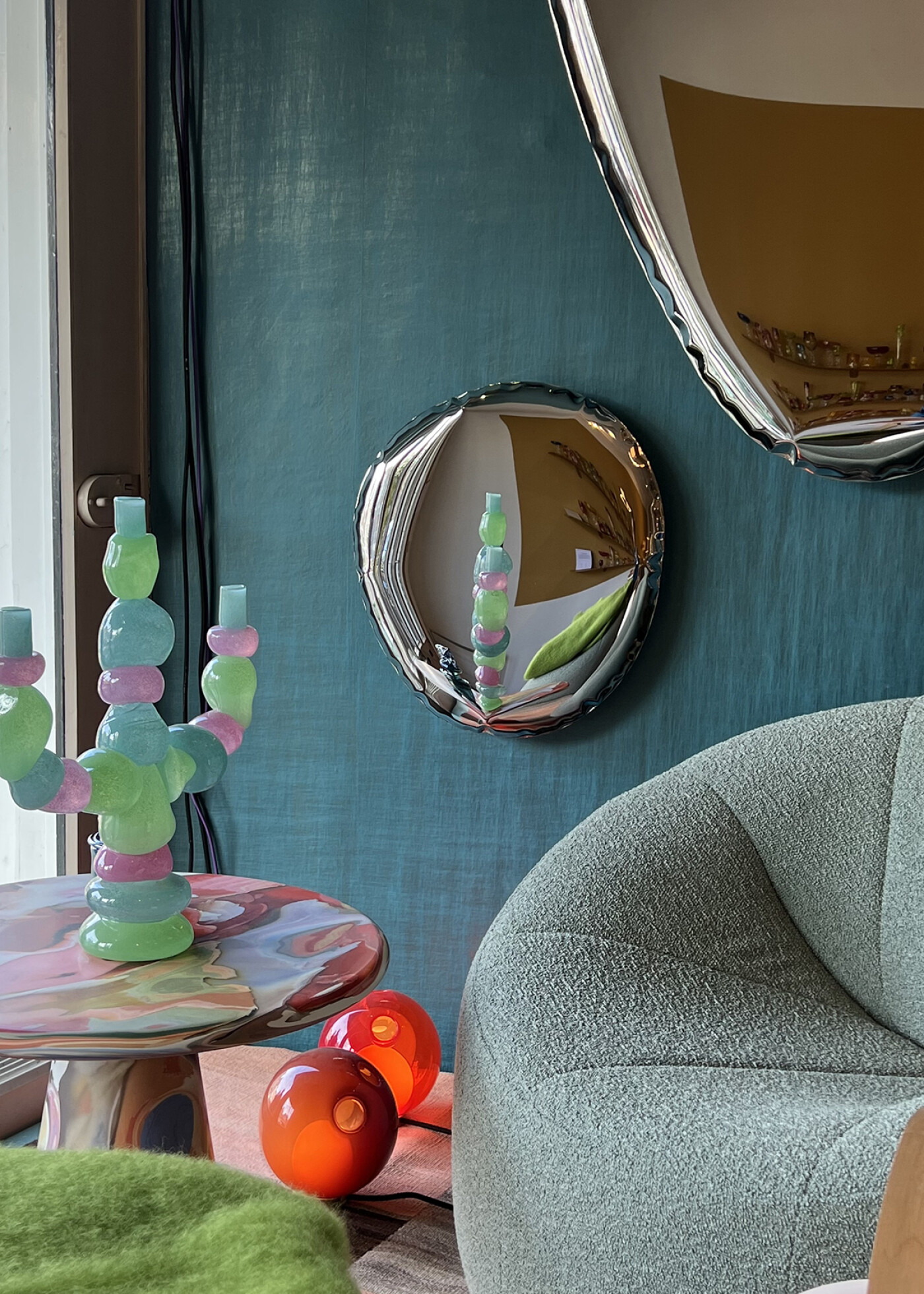 ZIETA-STUDIO-TAFLA-O-mirror-inox-Ph-The-Frozen-Fountain-2