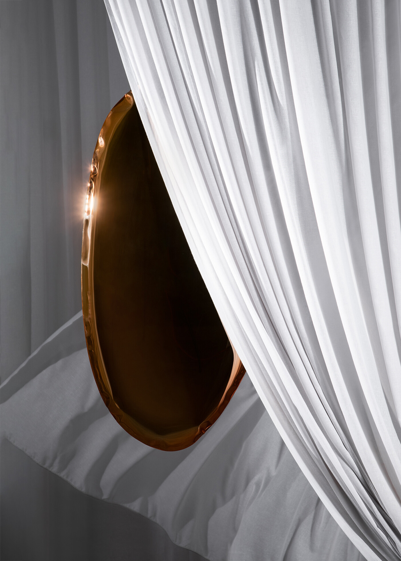 Zieta_TAFLA_O_rose_gold_Aurum_Collection_fot_Weronika_Trojanowska_2