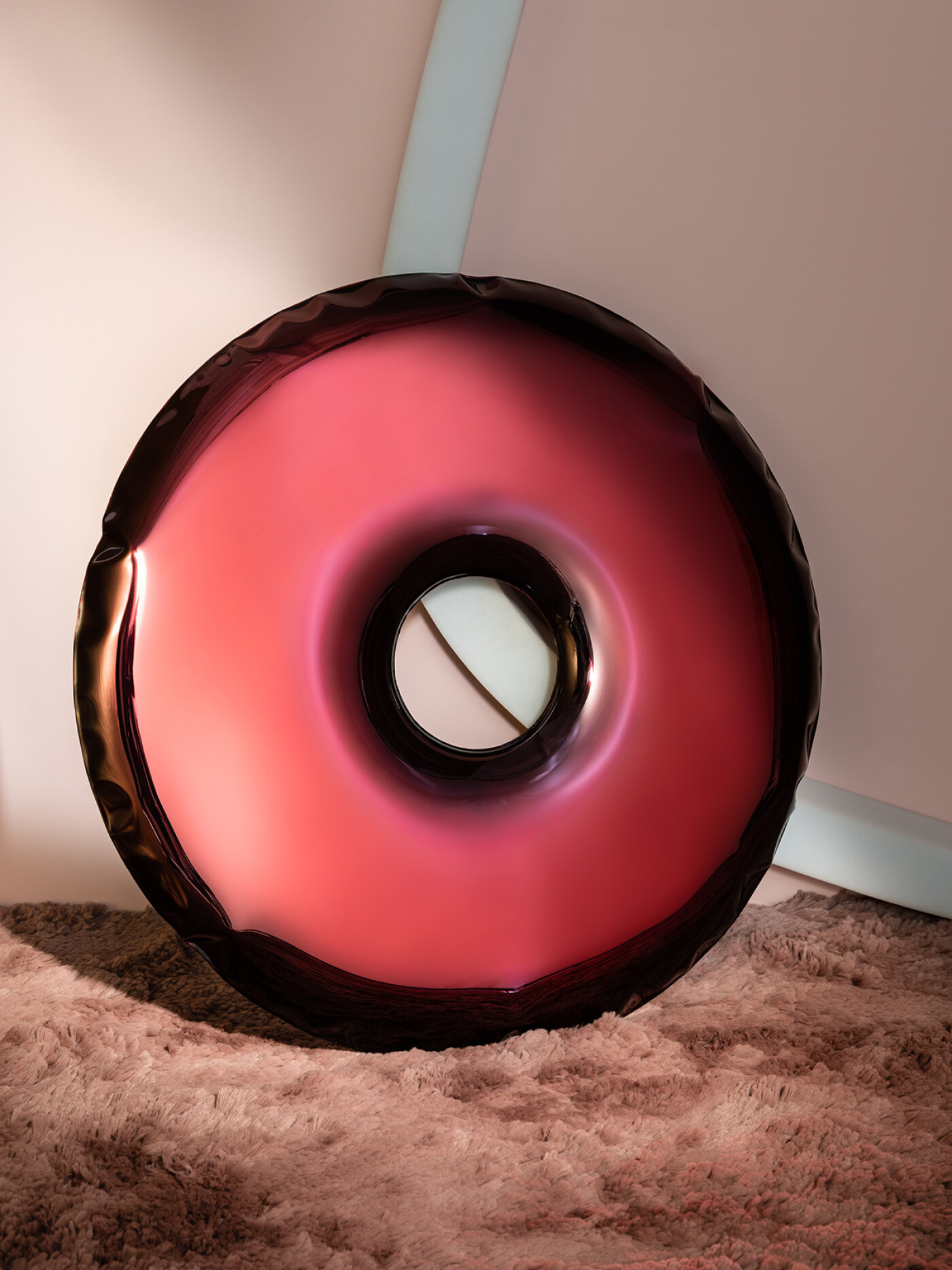 Zieta_RONDO_Mirror_red_rubin_Transitions_Collection_photo_Weronika_Trojanowska_scenography_Ula_Kaczmarek_5