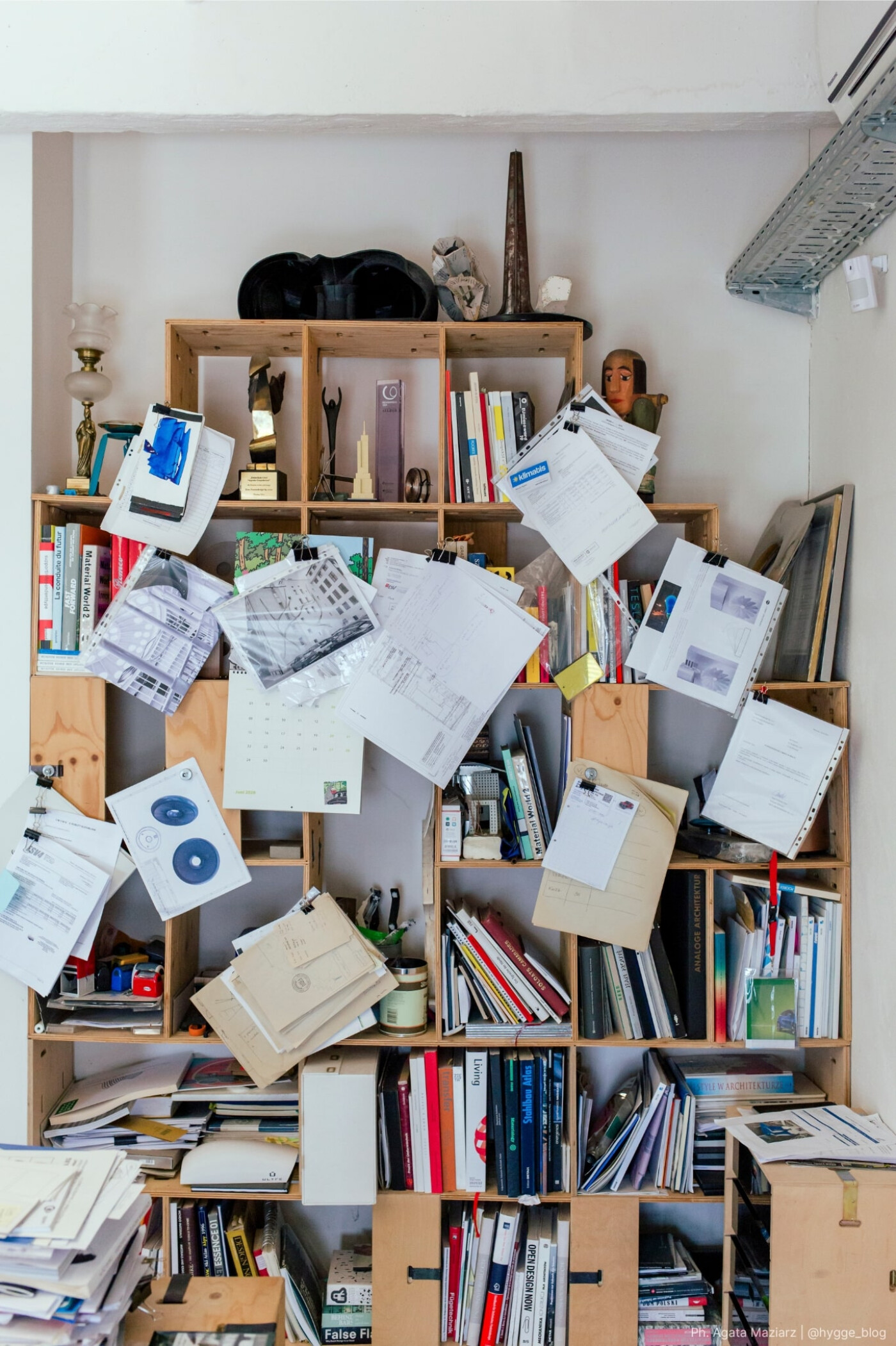 ZIETA STUDIO WORK PLACE 
