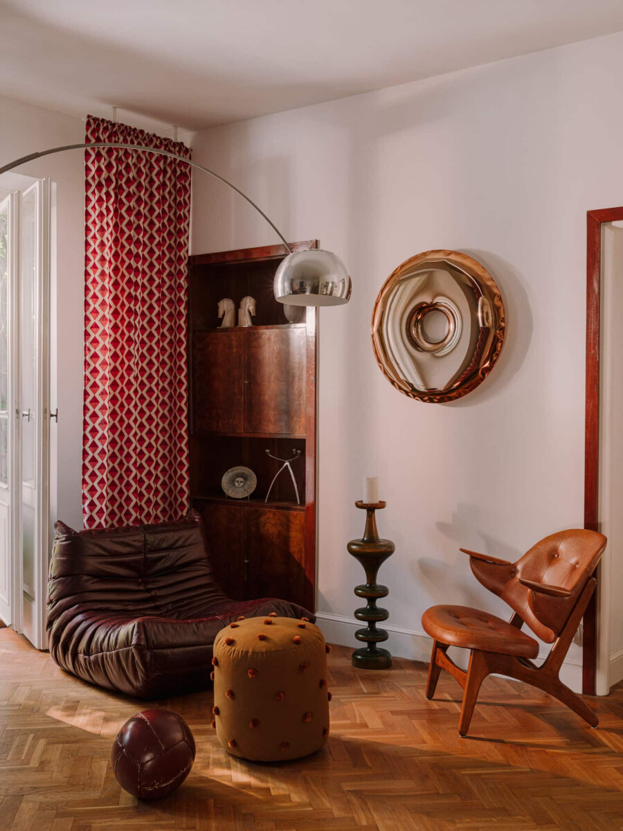 ZIETA-STUDIO-Aurum-Collection-RONDO-MIRROR-Rose-Gold-ph-Pion-Studio-set-design-Bartosz-Dubiak-scaled