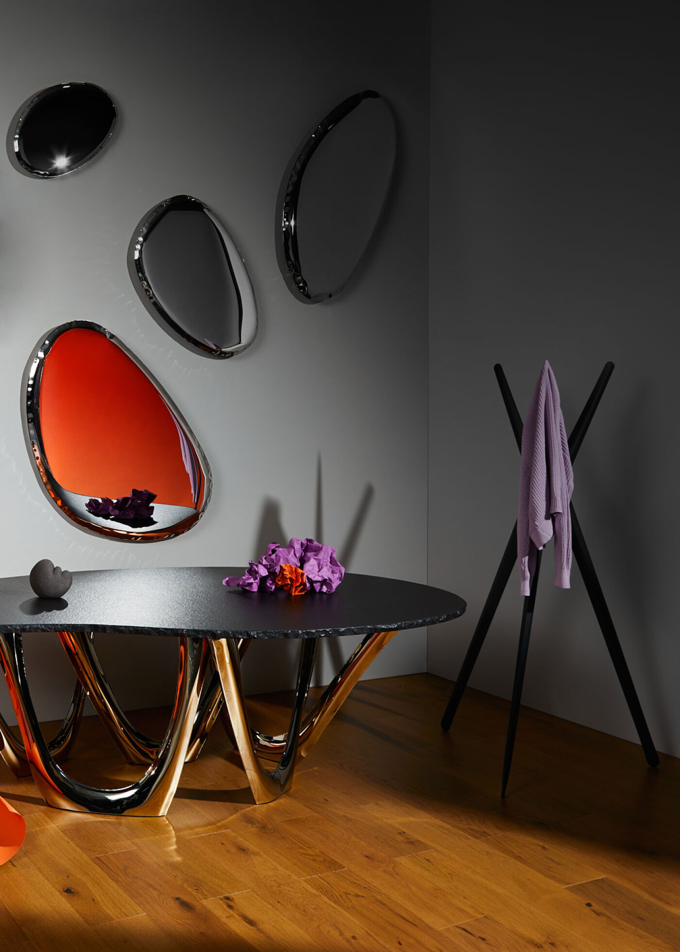ZIETA_TAFLA_O_mirror_CHIPPENSTEEL_chair_G_TABLE_SNOPEK_fot.Weronika_Trojanowska-(2)