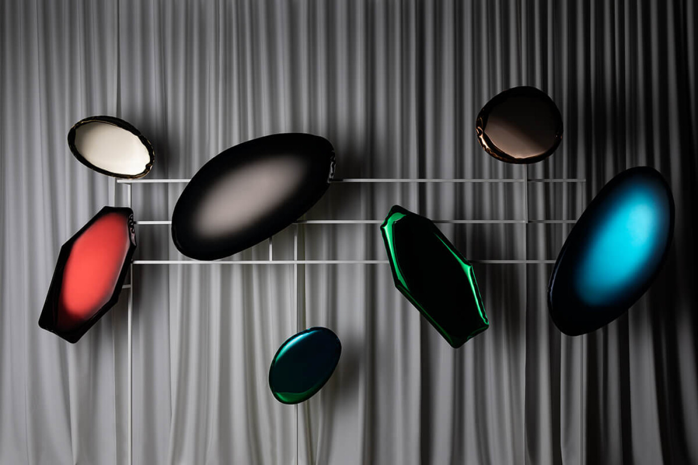 Zieta_Studio_Tafla_Constellation_Aurum_Gradient_Collection_Aurum_Collection_Warsaw-Home-fot.-Weronika-Trjanowska