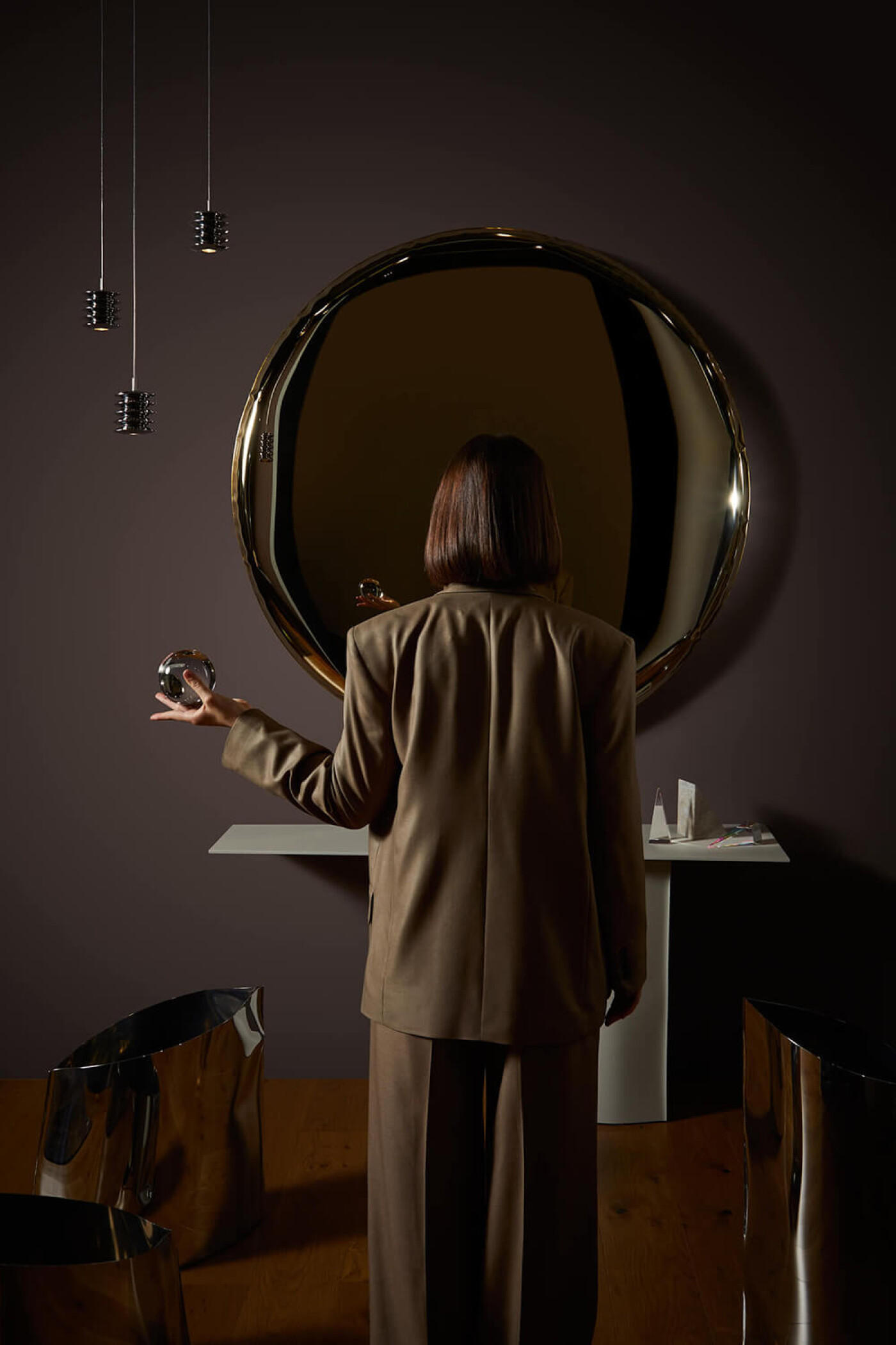 Zieta_Harmonica_inox_polished_Zieta_Lighting_1fot.Weronika_Wrojanowska