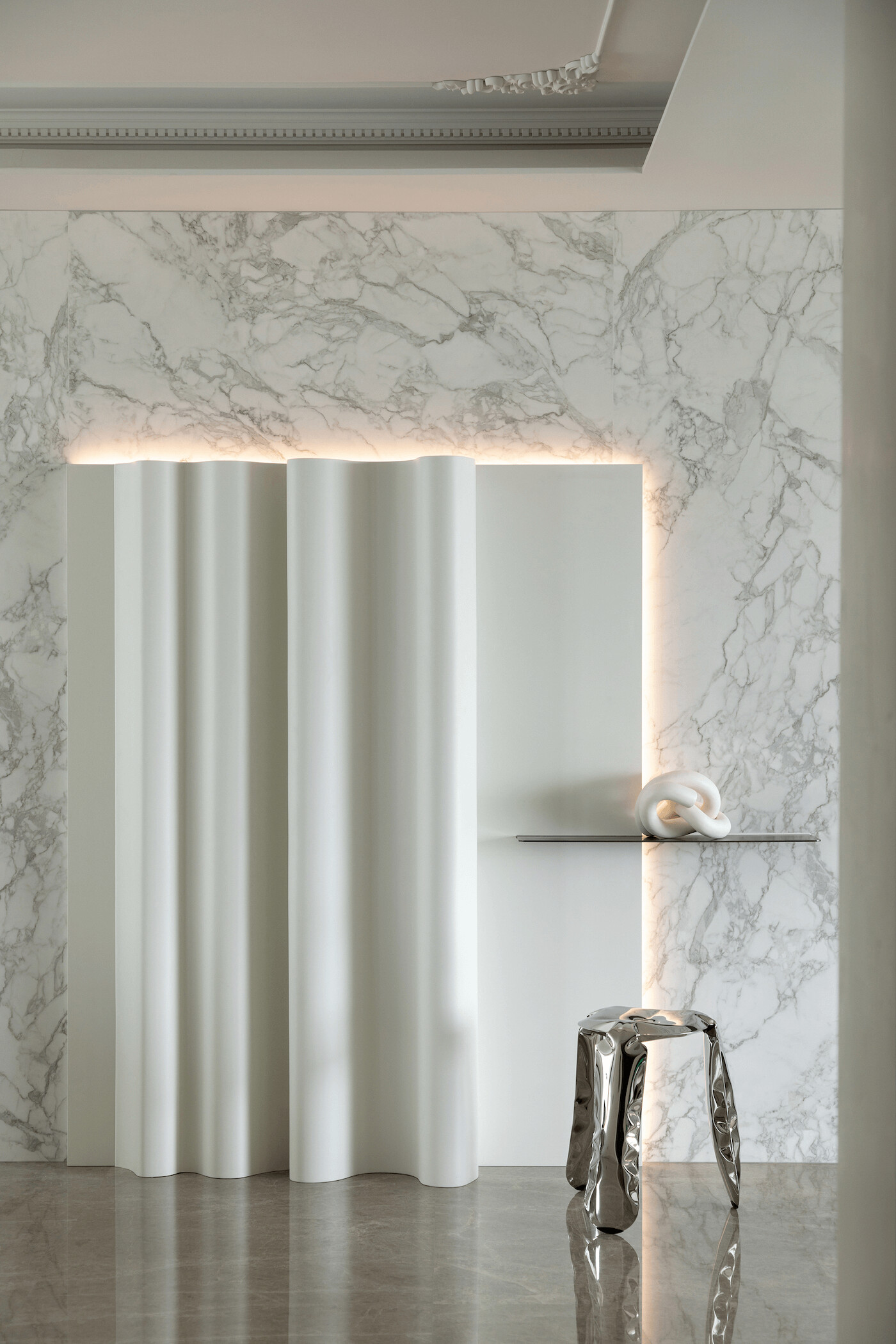 03_Kopia Zieta Studio Plopp standard stool inox, project The Deduction, Ph. WM Studio