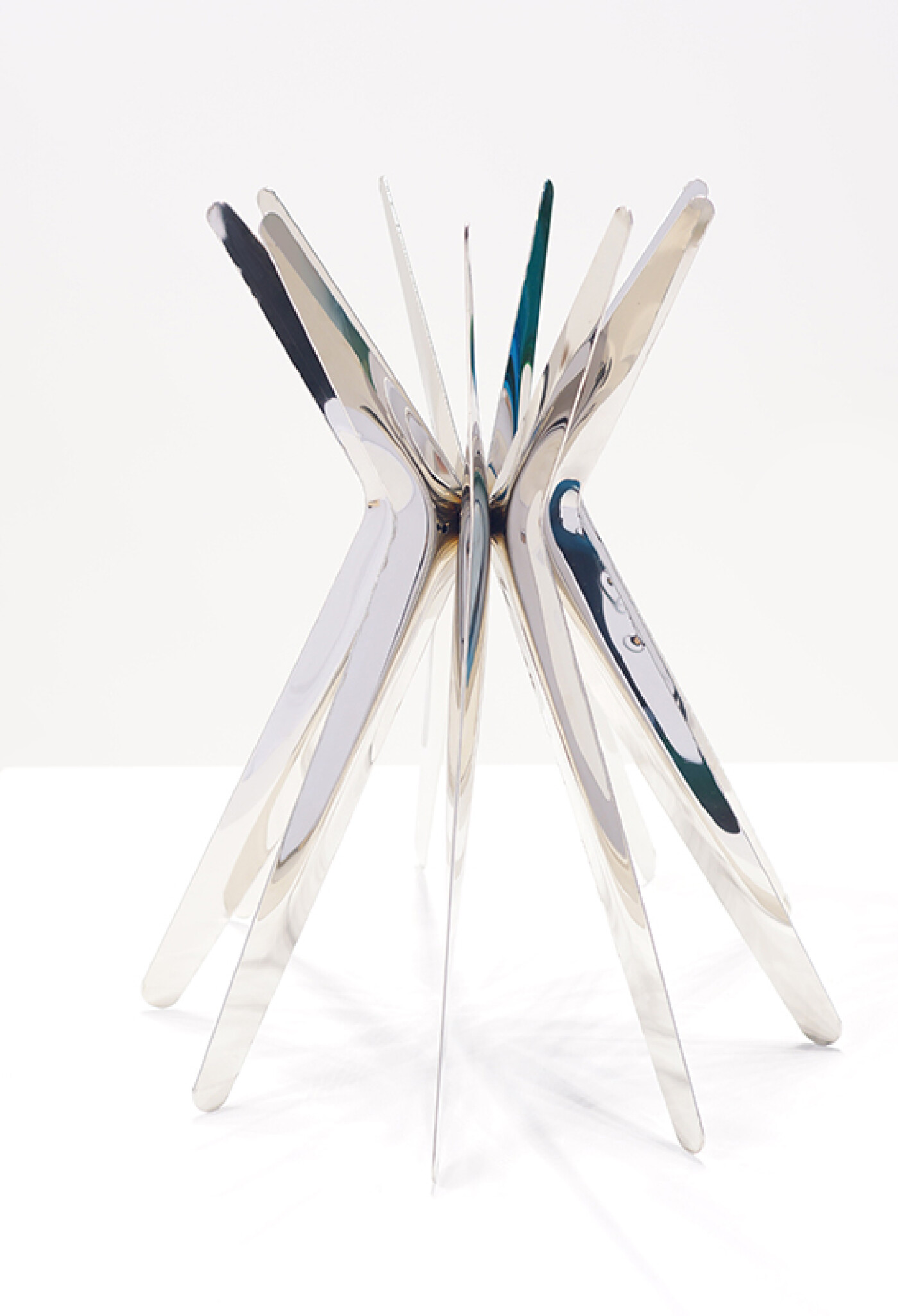 steel-in-rotation-oskar-zieta2