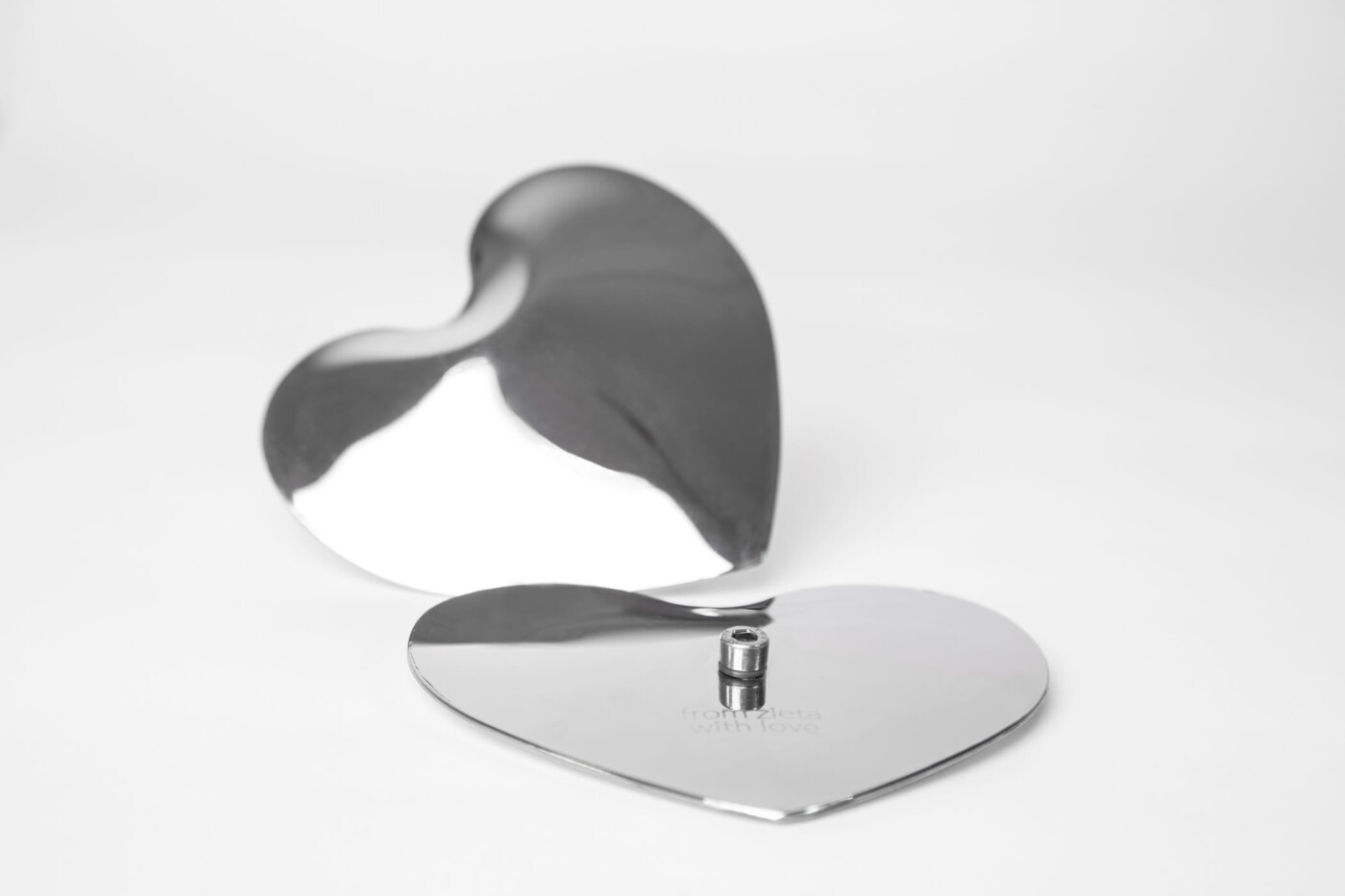 Zieta_HOT_HEART_inox_polished_Zieta_Colection_4