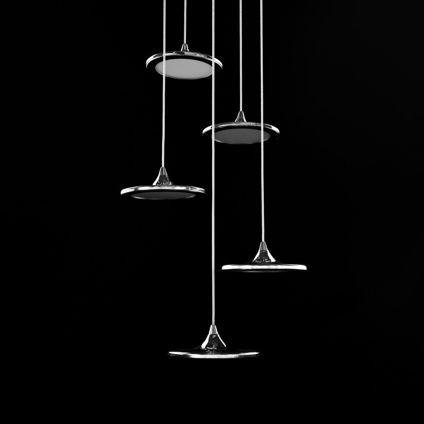 Luna_set_5_cz_tlo_fot_Jakub_Musialski_03