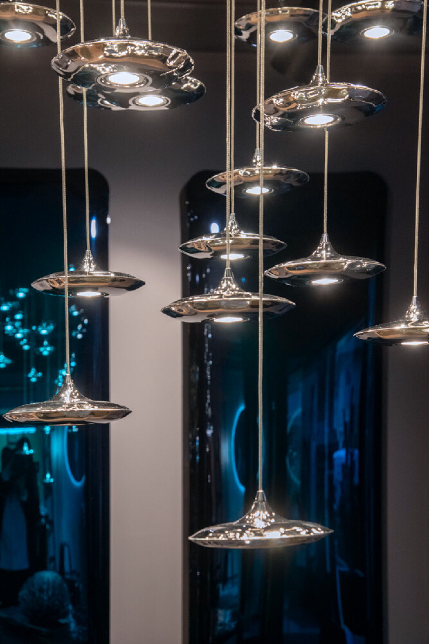 Zięta’s metal meanings reflected in Côte d'Azur 1