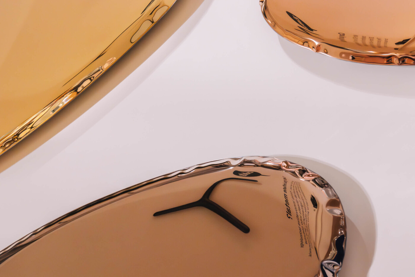 Zieta_Rondo_brass_gold_copper_gold_bronze_gold_aurum_collection_fot_Jakub_Musialski_2