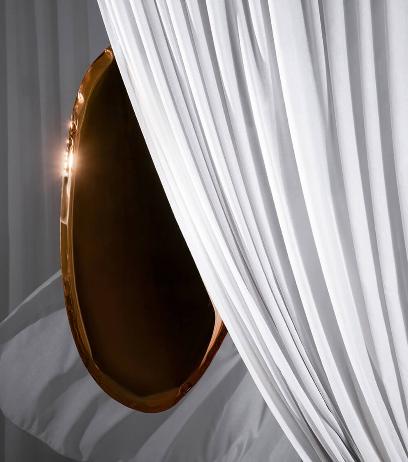 Zieta_TAFLA_O_rose_gold_Aurum_Collection_fot_Weronika_Trojanowska_5 1