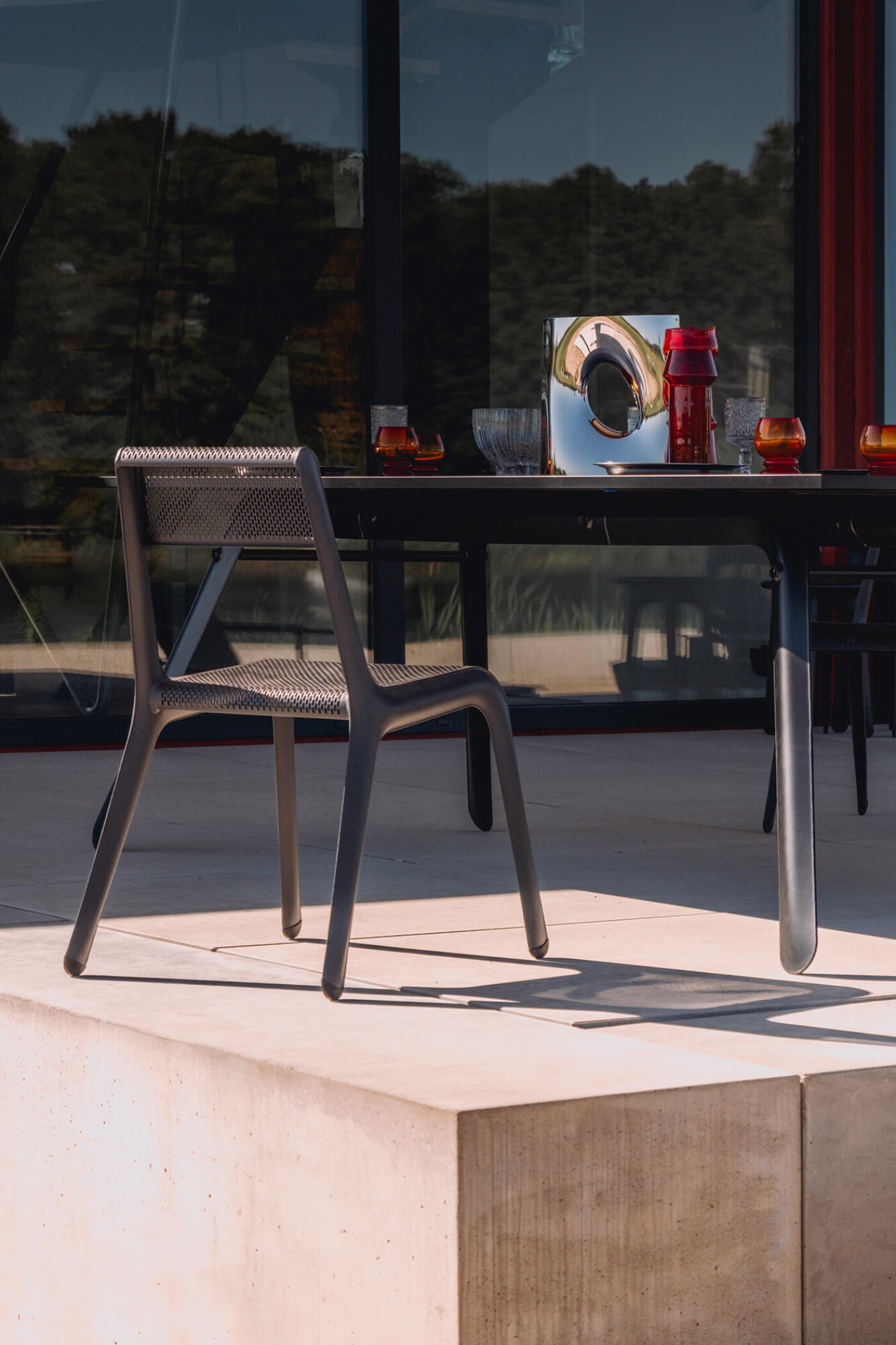 ultraleggera_chair_table_karava_Aldona_Banasiuk_sesja_2025_fot_Jakub_Musialski_176