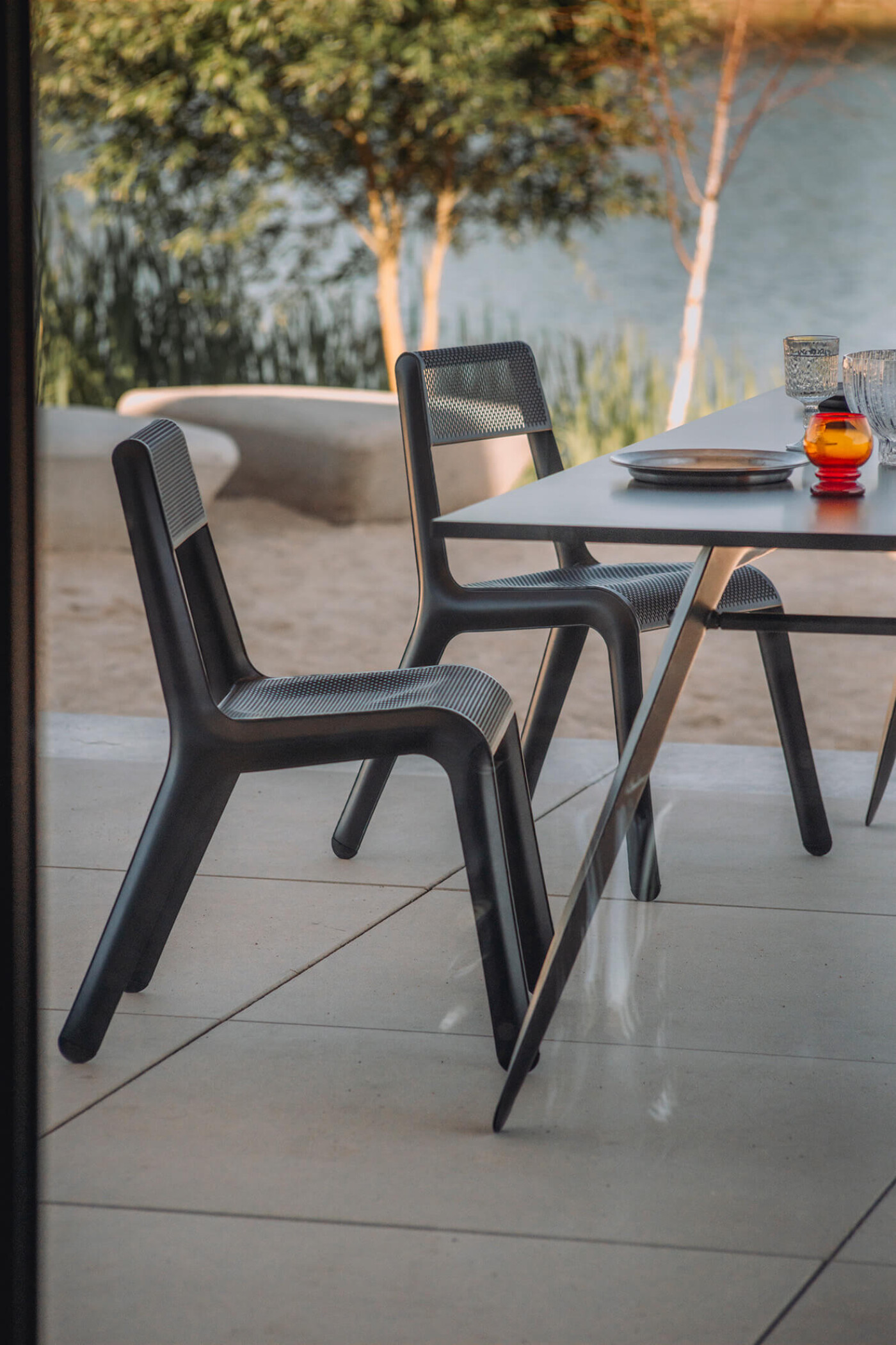 ultraleggera_chair_table_Aldona_Banasiuk_sesja_2025_fot_Jakub_Musialski_184