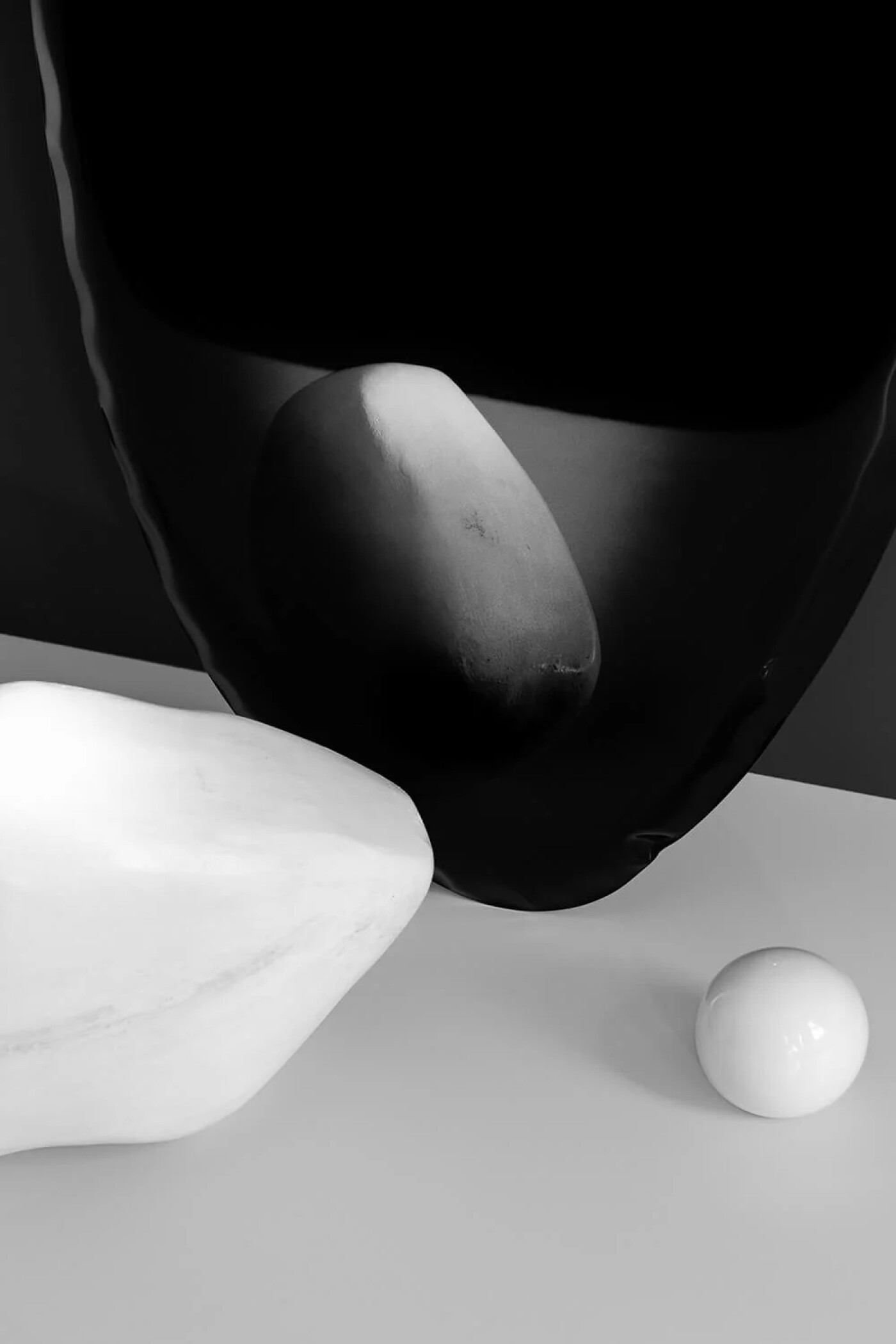 Zieta_Tafla_O_Mirror_dark_matter_Transitions_Collection_photo_Weronika_Trojanowska_4