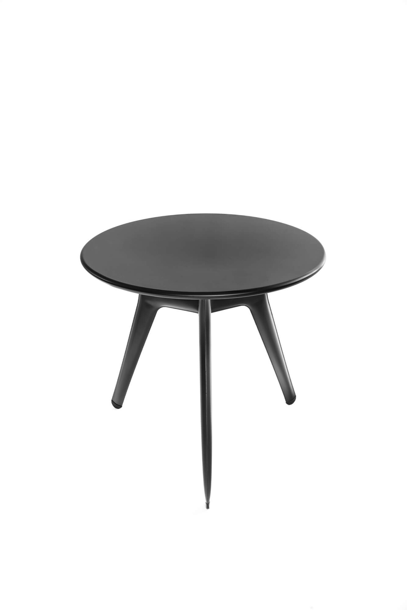 Zieta_Ultraleggera_Round_Table_anodic_black_Zieta_Collection_6