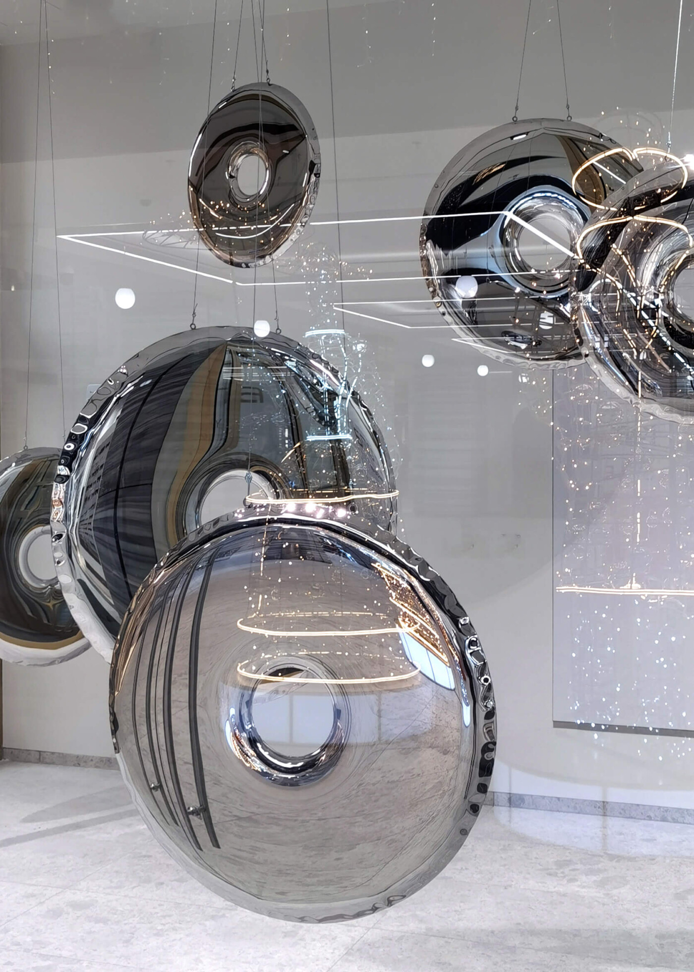 RENOMA Department Store inside window. Ph. Rafał Ciemny 2