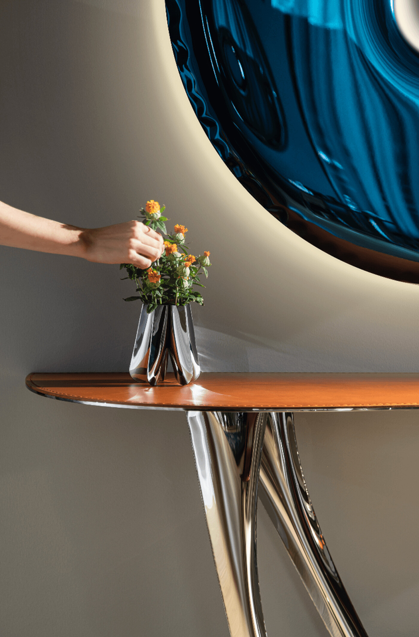 zieta-rondo-deep-space-blue-gradient-collection