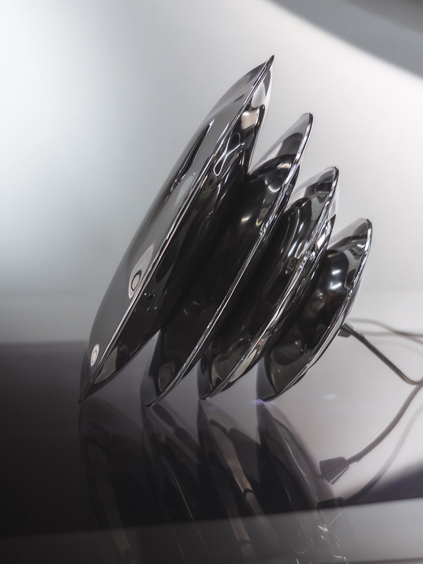 zieta harmonica cone inox side view