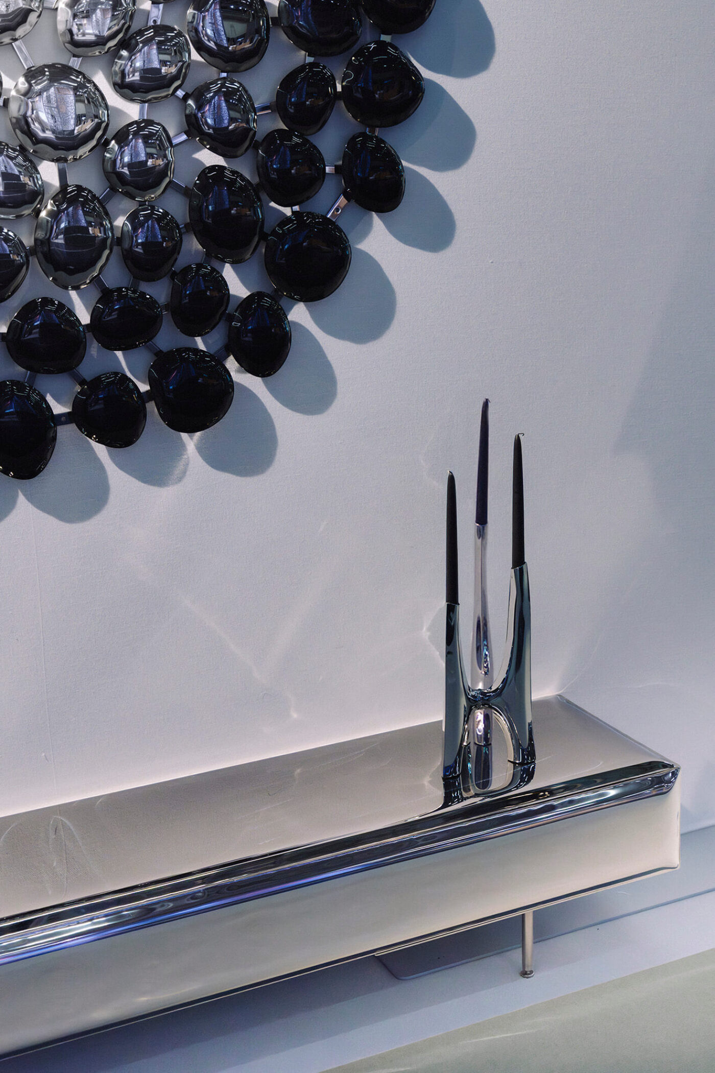 zieta triglav standing on sejv