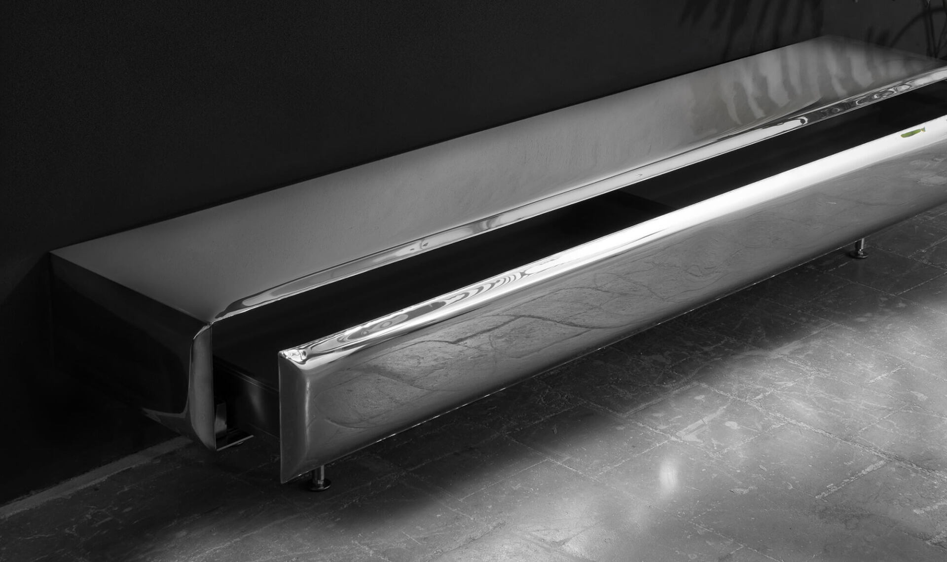 zieta sejv inox polished with and open drawer