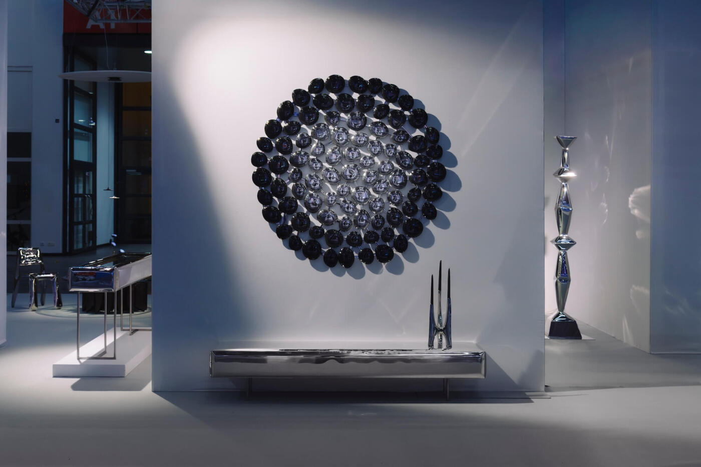 zieta inhorgenta exhibition fetauring mercuey and sejv