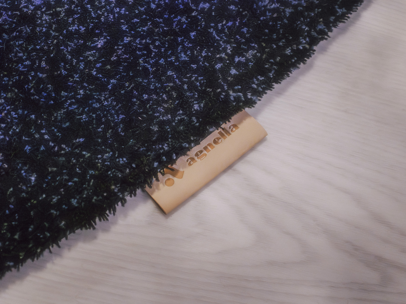 zieta angella wool transitions rug closeup