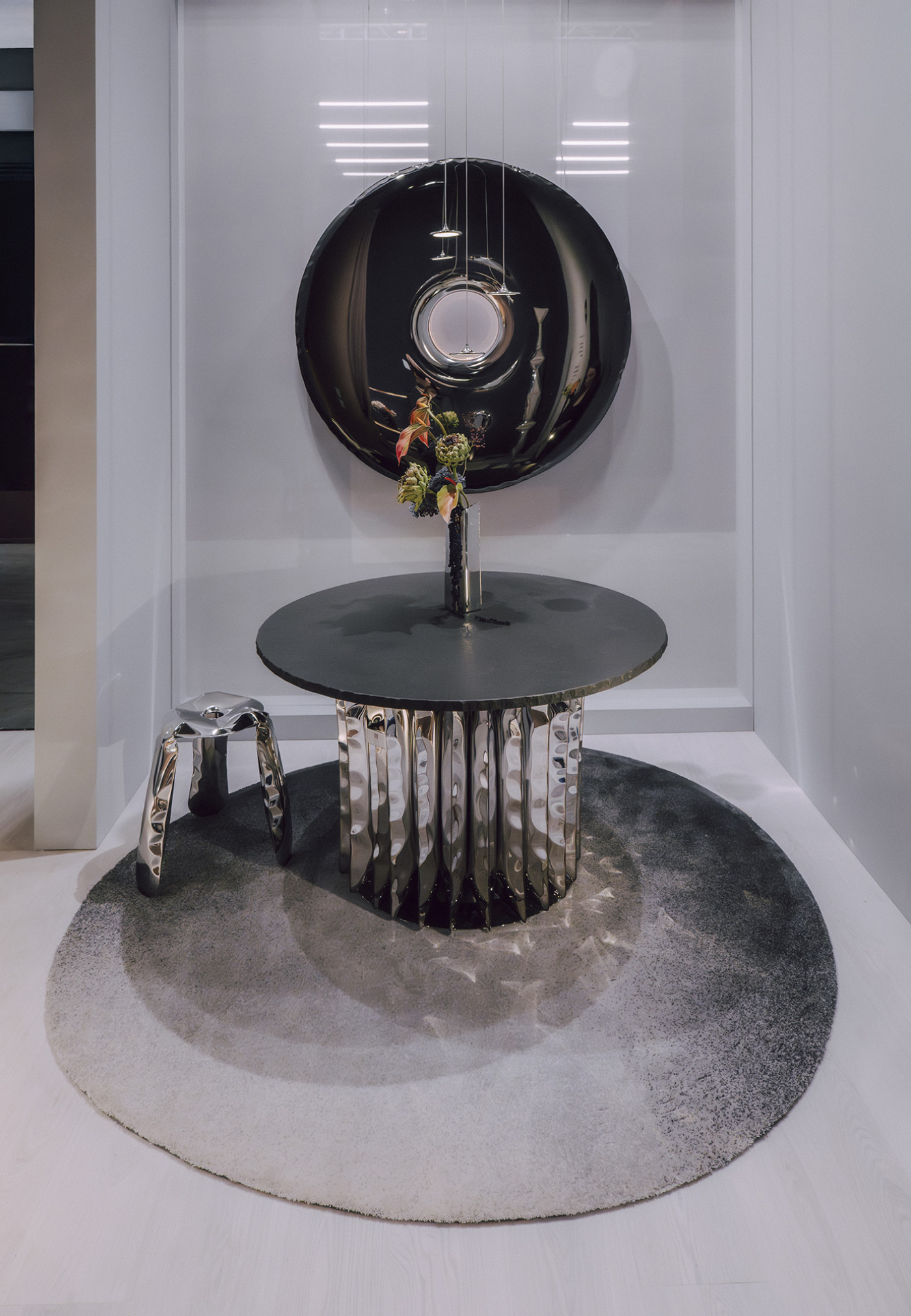 zieta echo table and plopp with rondo mirror above 