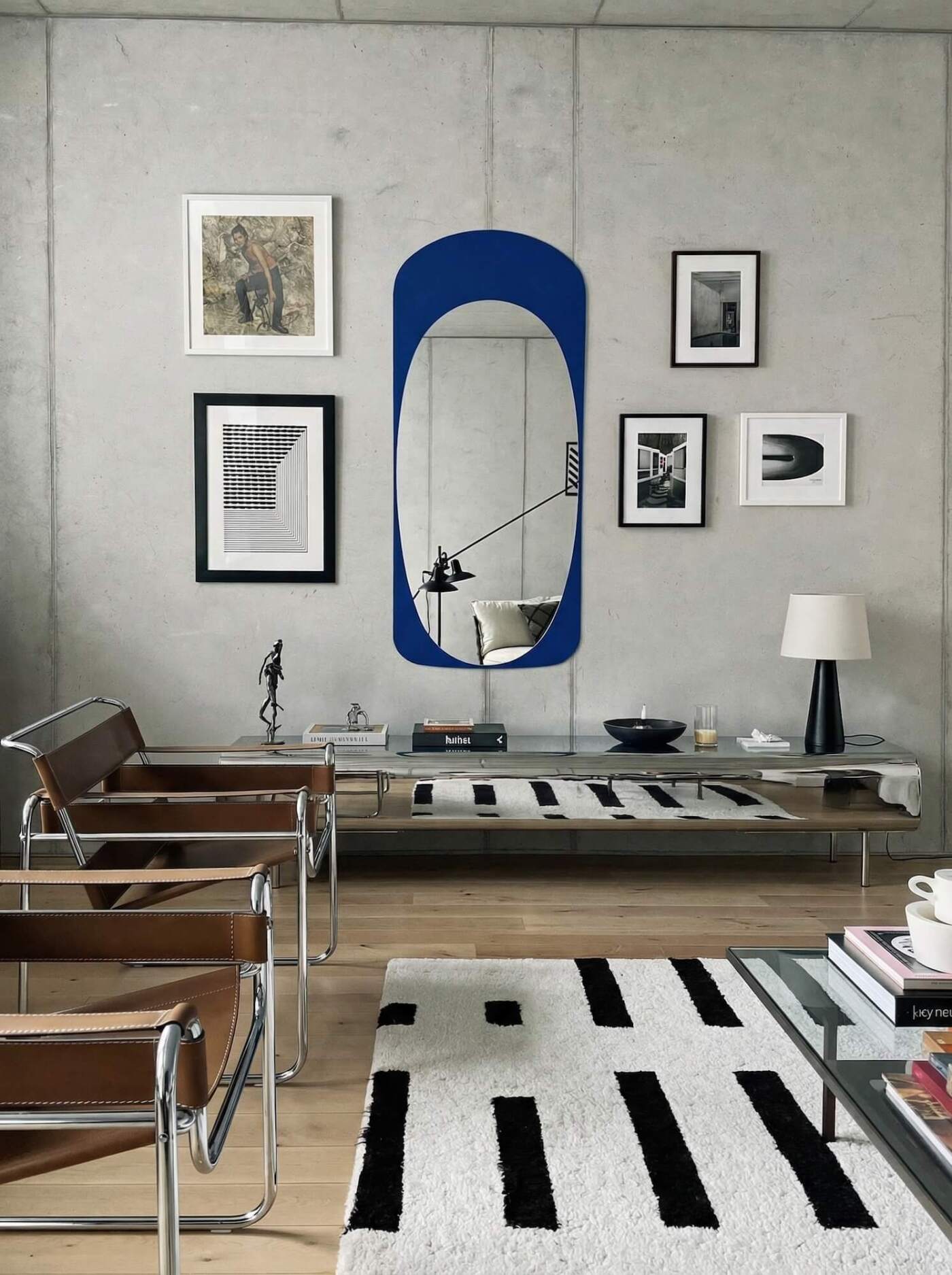 Zieta sejv sideboard arranged in a modern living room