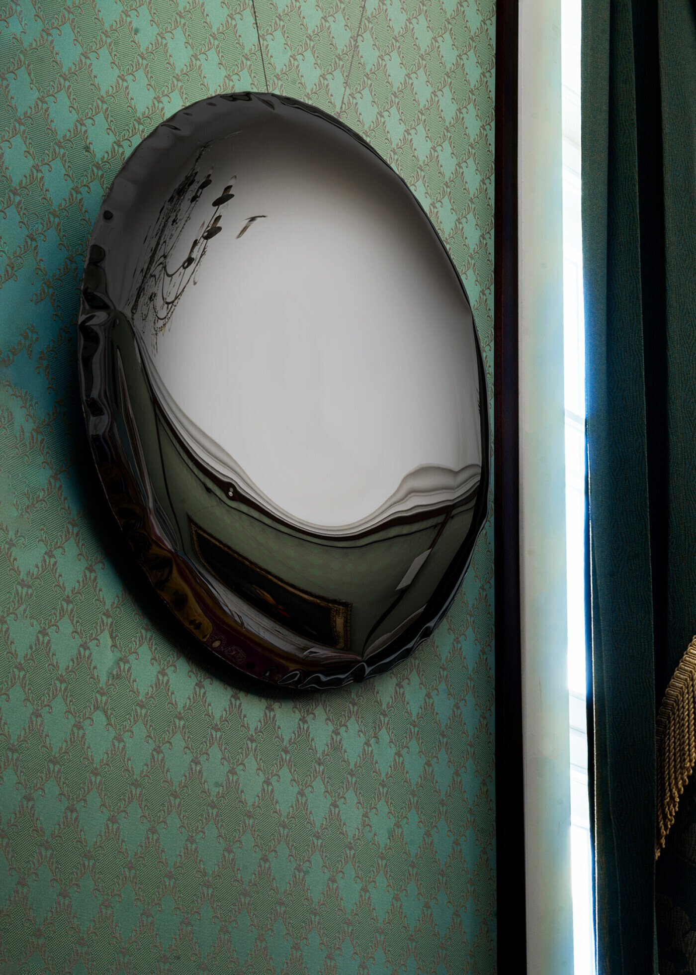 zieta oko mirror dark matter 