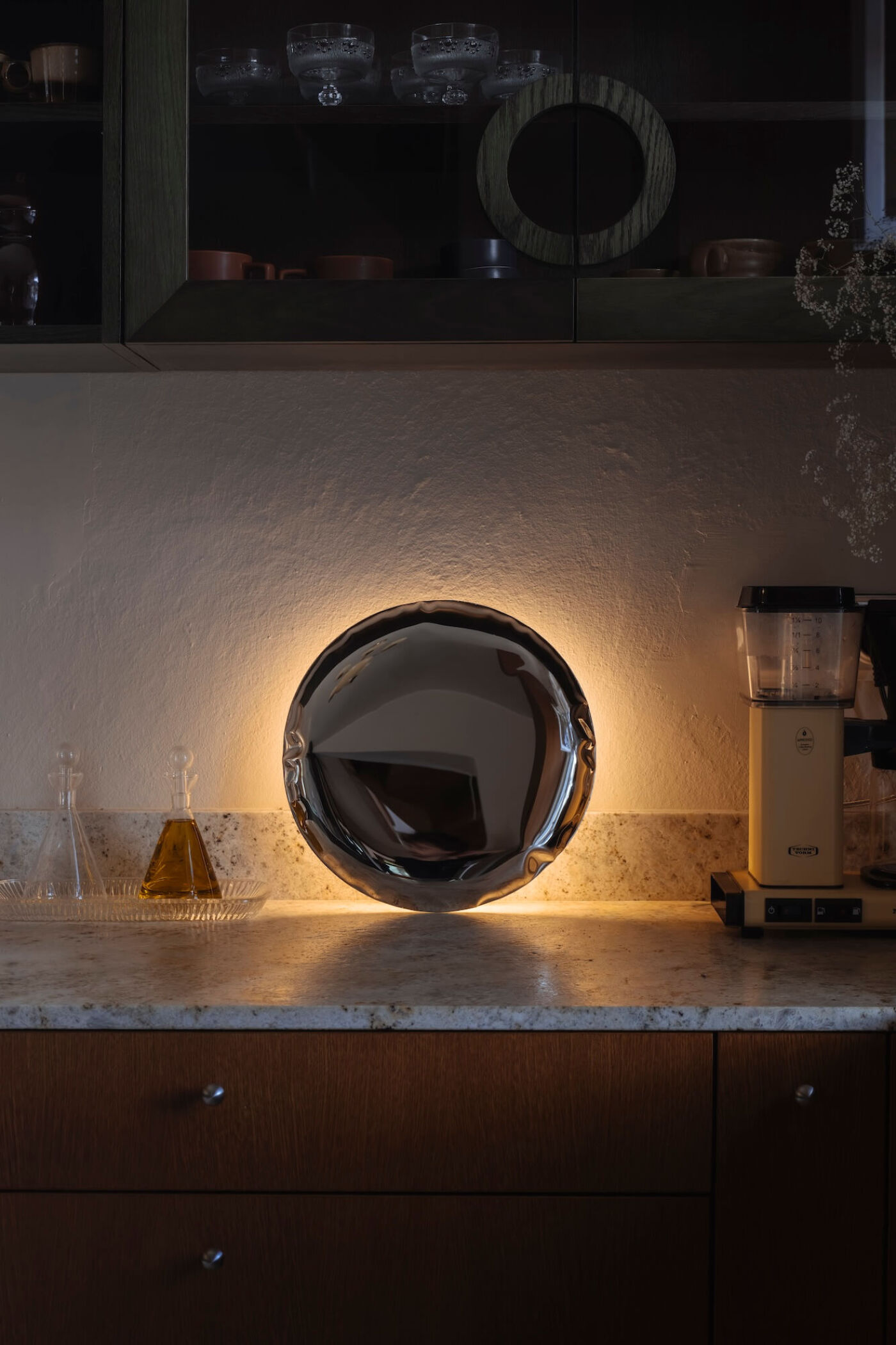 zieta kin lamp on a kitchen counter