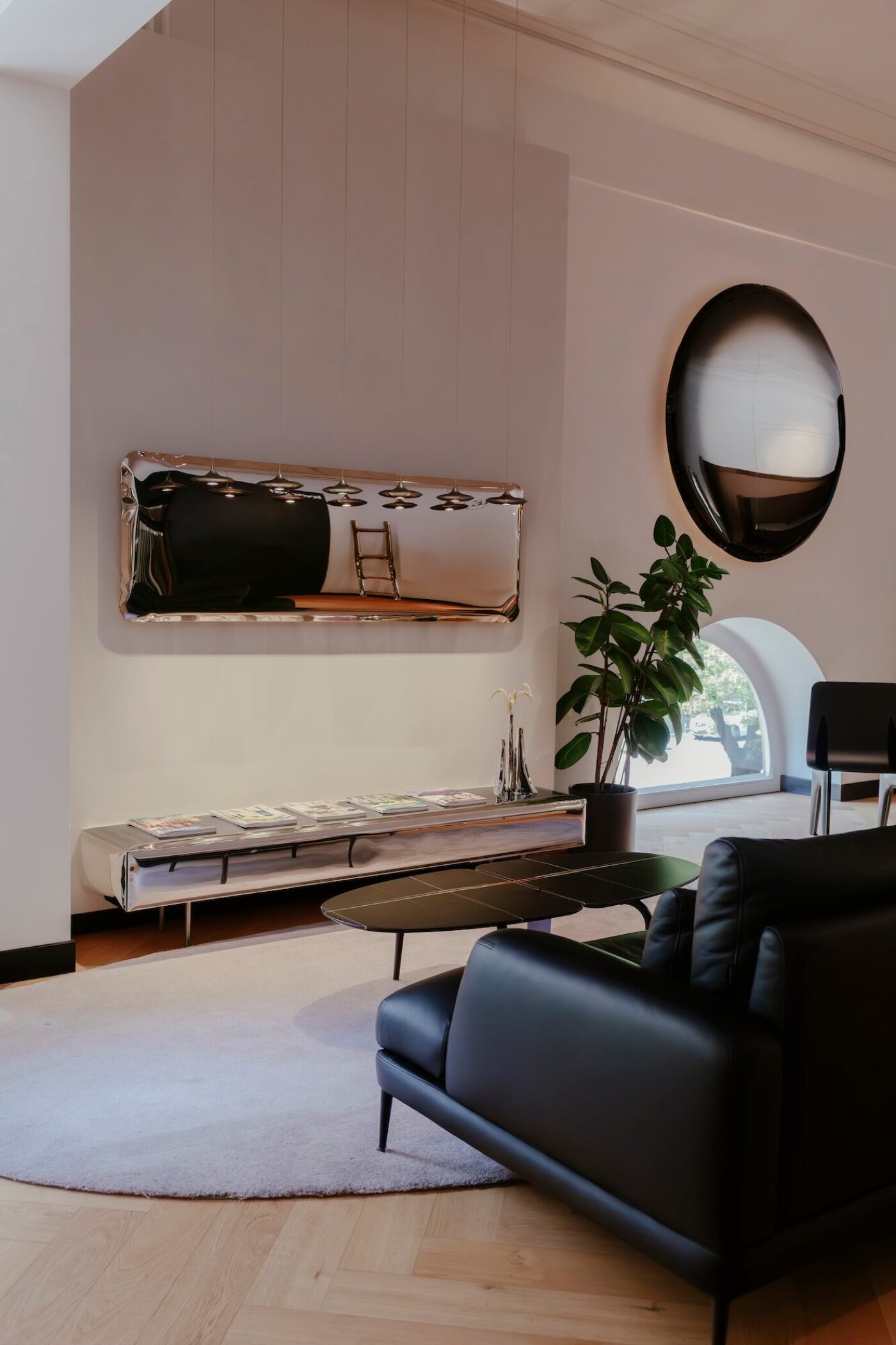 zieta oko dark matter mirror in a modern living space