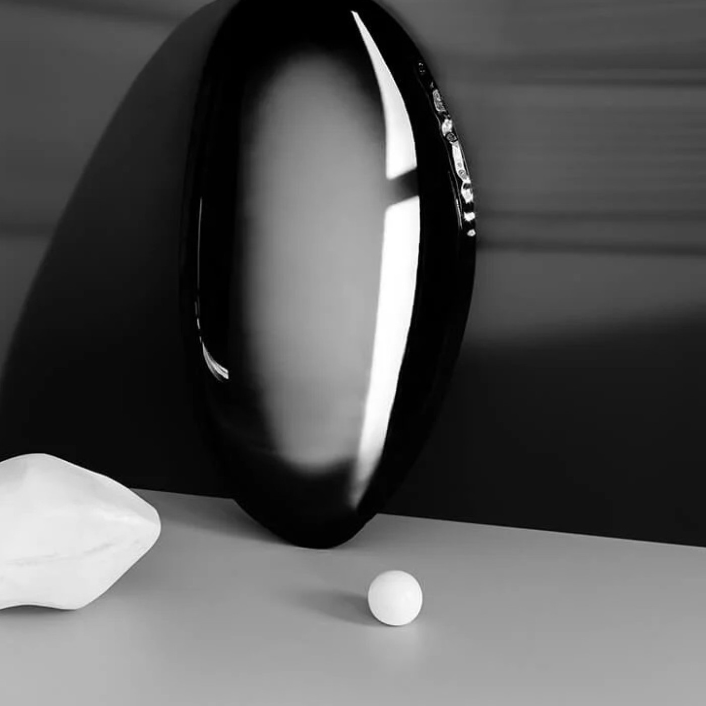 Zieta_Tafla_O_Mirror_dark_matter_Transitions_Collection_photo_Weronika_Trojanowska_2