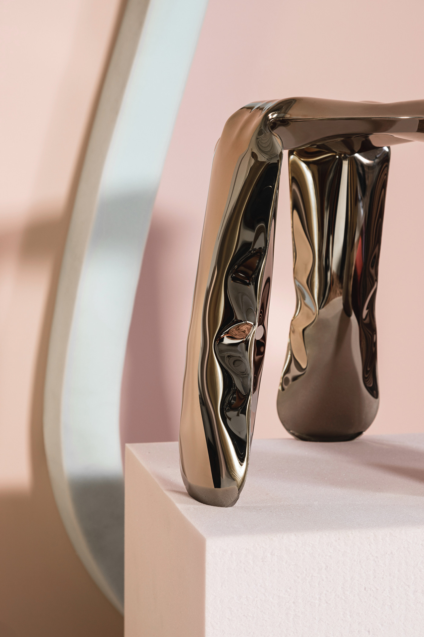 Zieta_PLOPP_MINI_stool_flamed_gold_Heat_Collection_photo_Weronika_Trojanowska