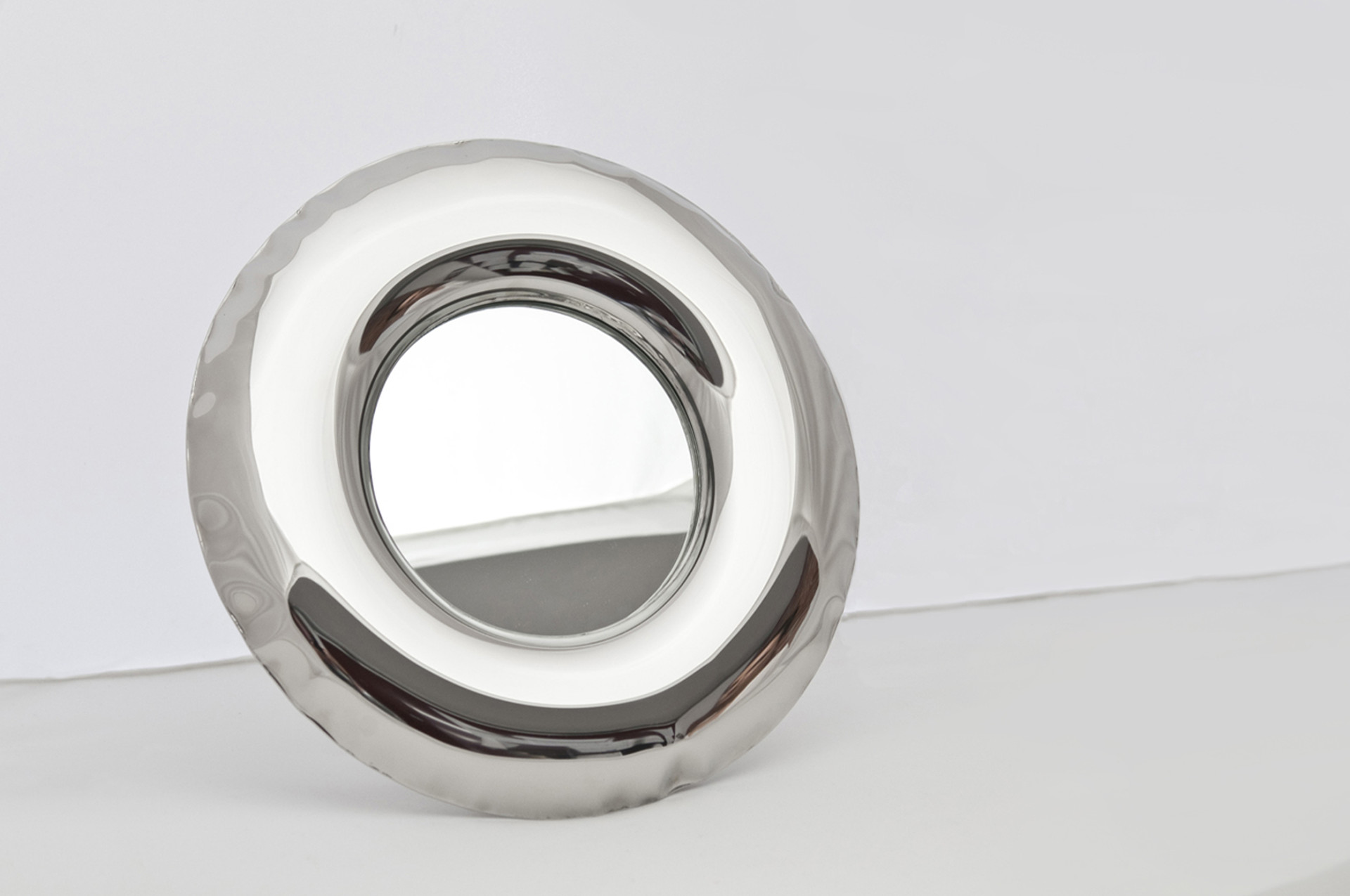 Zieta_RONDEL_Mirror_inox_Zieta_Collection_4