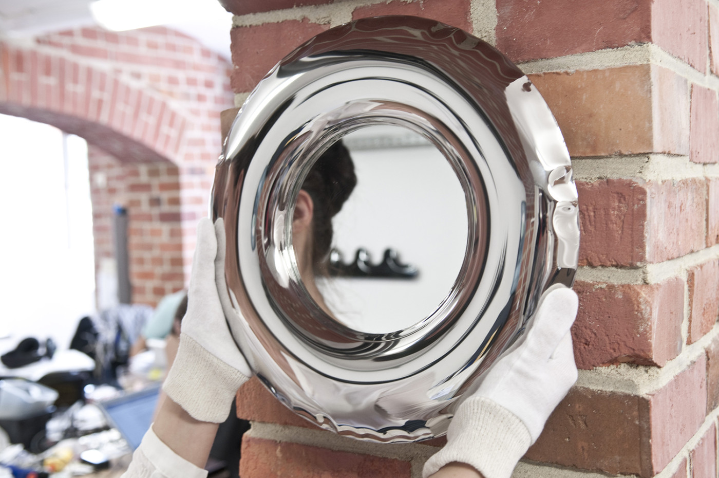 Zieta_RONDEL_Mirror_inox_Zieta_Collection_3