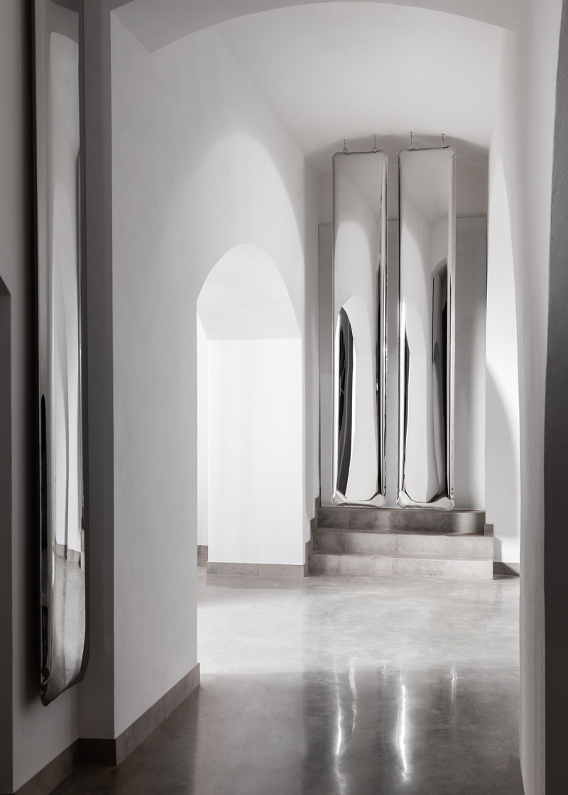 TAFLA_IQ_Mirror_Inox_Zieta_Collection_Interior_fot_Weronika_Trojanowska