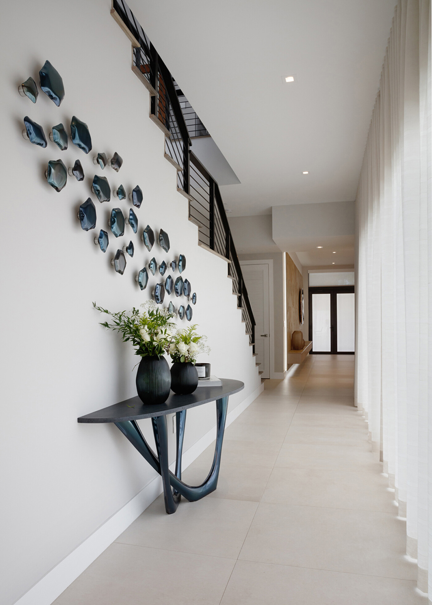 zieta_kamyki_cosmic-blue_heat_collection_13_WestonHouse_175