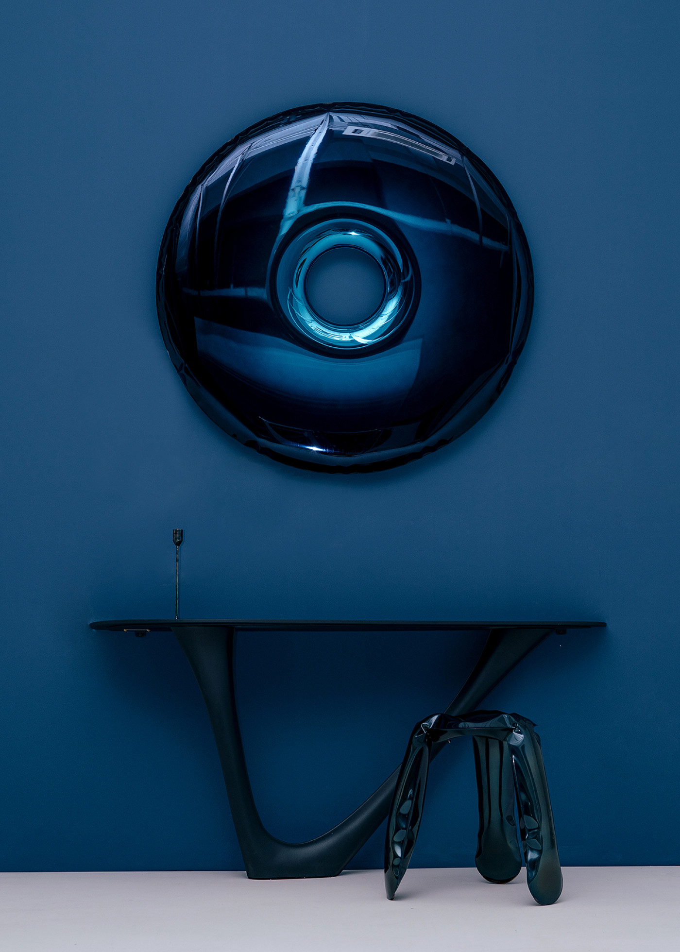 Zieta_RONDO_120_Mirror_Deep_Space_Blue_Gradient_Collection