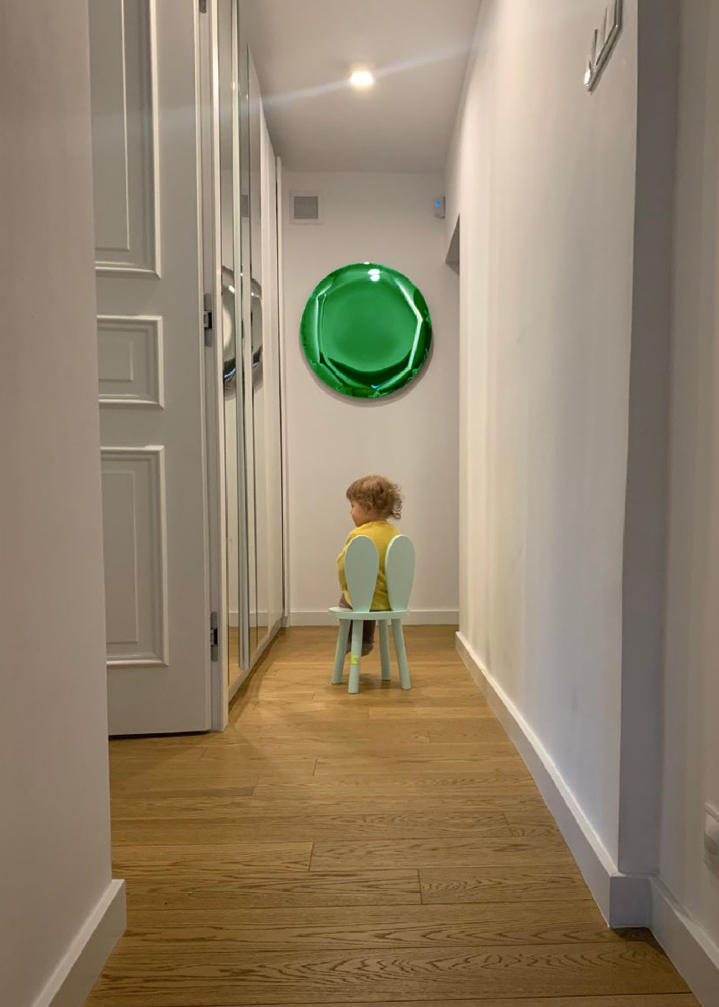 ZIETA STUDIO RONDO MIRROR PH Lauren MacLean @mr_hedgehog_ edit