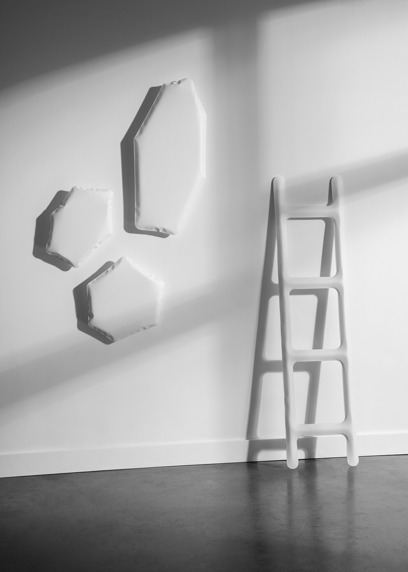 Zieta_Tafla_C_Mirror_white_matt_Cotton_Candy_Collection_interior