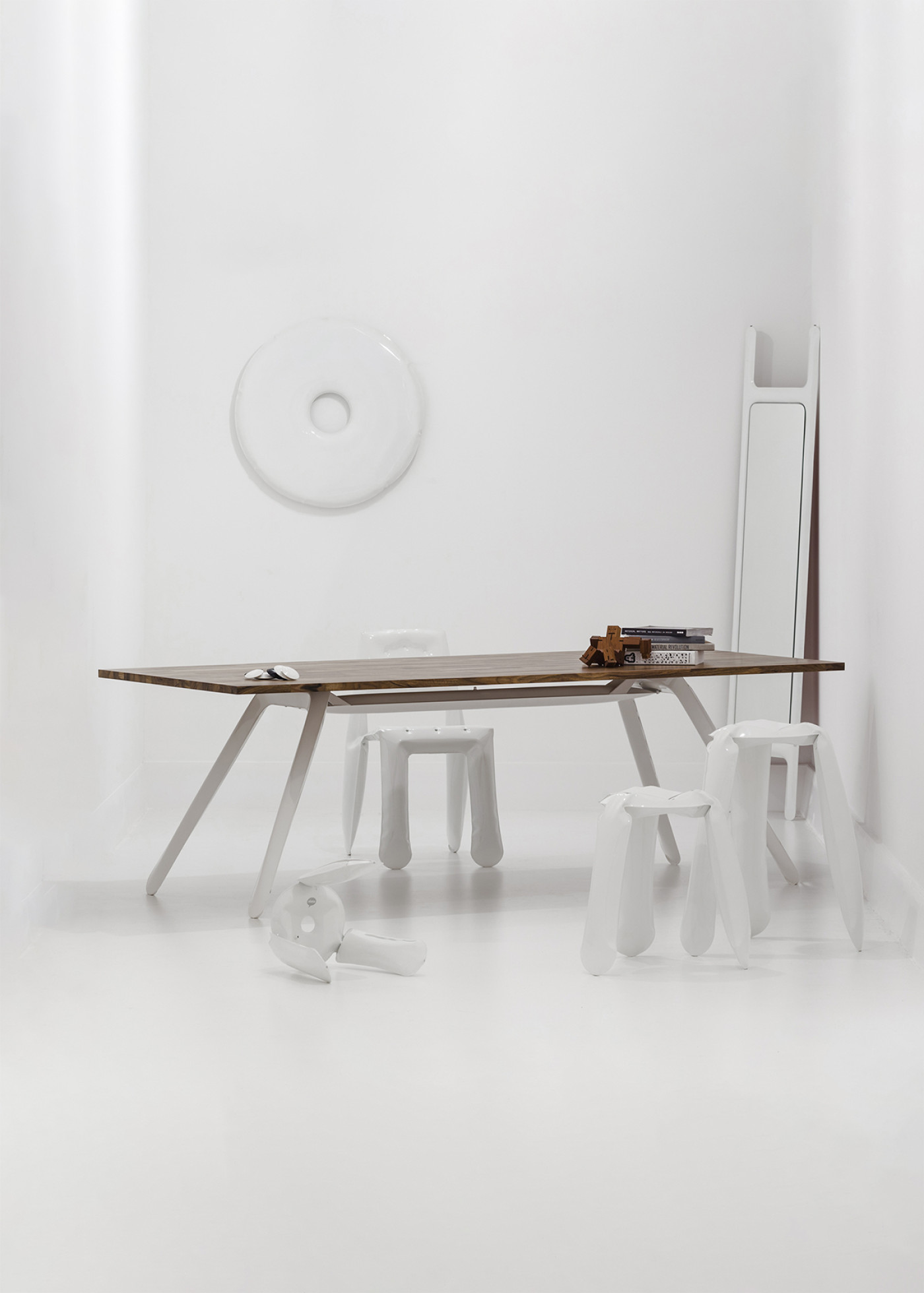 Nogi-White-Glossy-9003