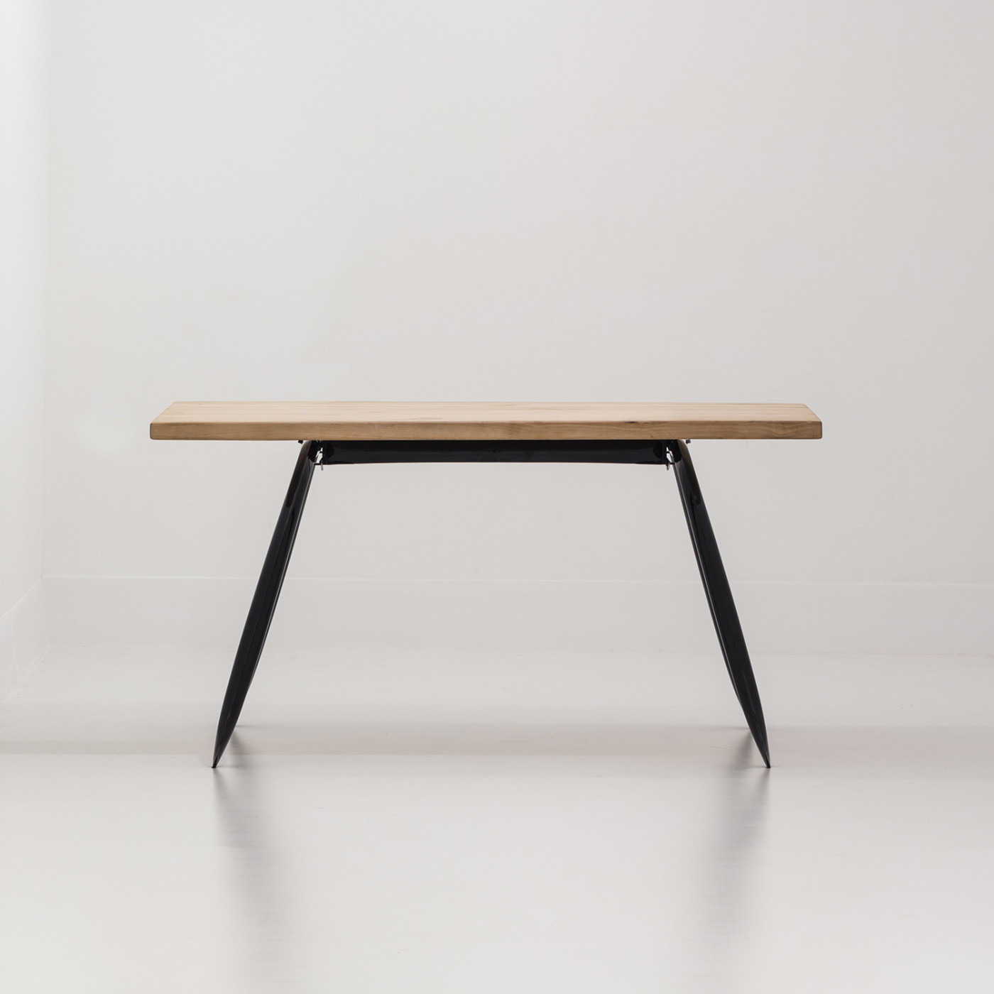 Zieta_Koziol_table_construction_black_glossy_RAL_9005_Zieta_Collection_2