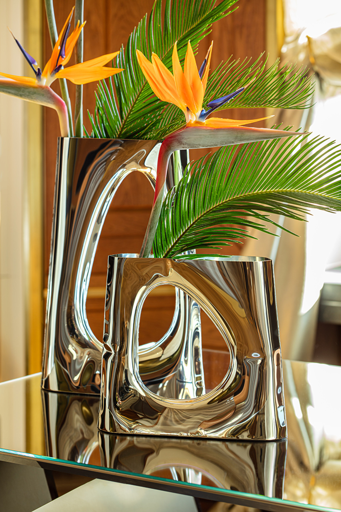 Zieta_KARAVA_Vase_Inox_Zieta_Collection_HE_fot_Ernest_Wińczyk_6 (1)