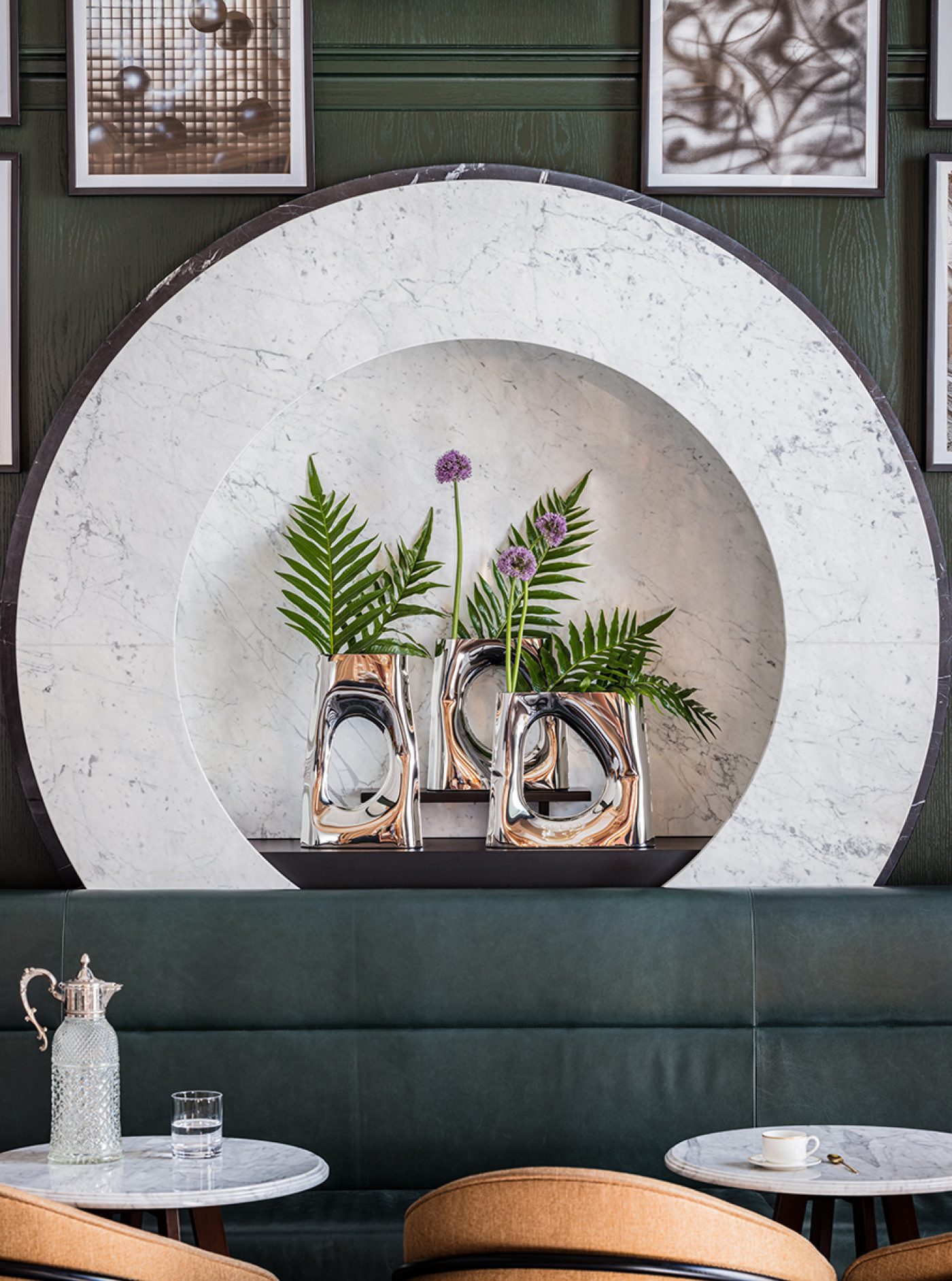 Zieta_KARAVA_Vase_Inox_Zieta_Collection_HE_fot_Ernest_Wińczyk_11 (1)