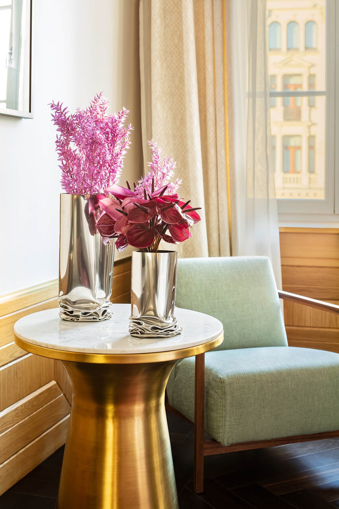 Zieta_CRASH_Vase_Inox_Zieta_Collection_HE_fot_Ernest_Wińczyk_4